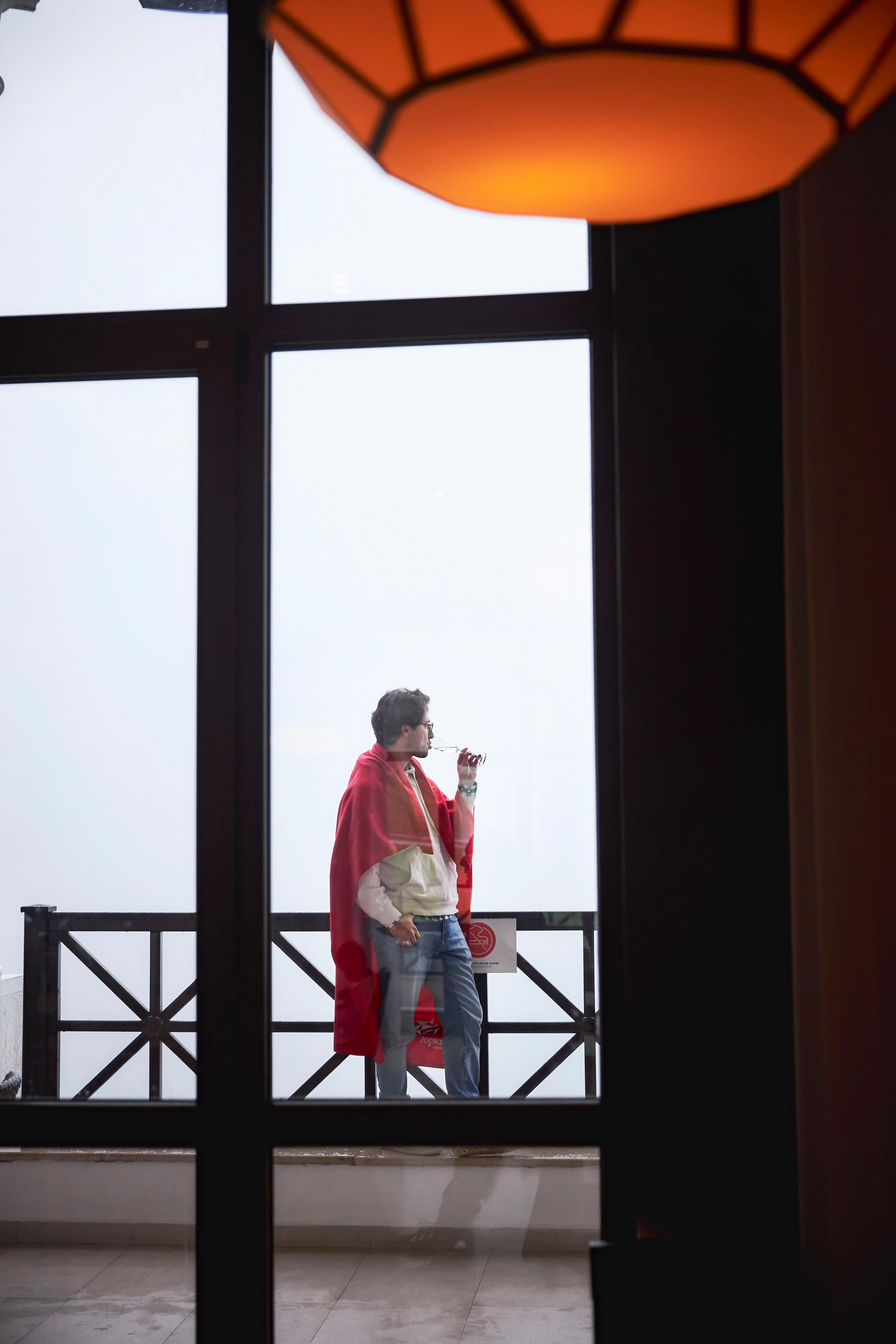 Свадьба в Красной Поляне от TWINS STUDIO в окружении гор. ТВИНС СТУДИО — лучшие свадебные фотографы и видеографы в Краснодаре