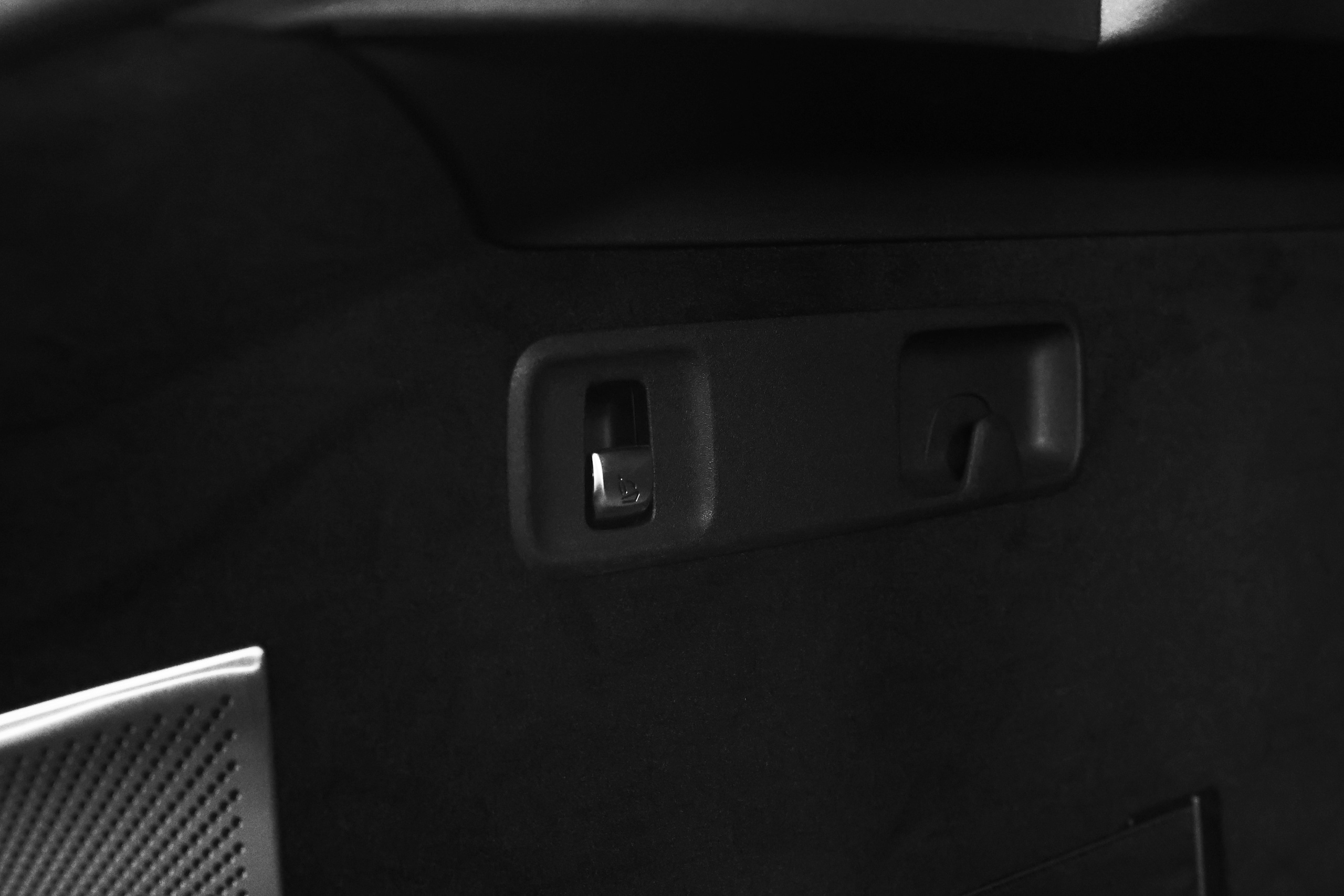 2019 MERCEDES BENZ GT63s AMG. Mixturecaptures