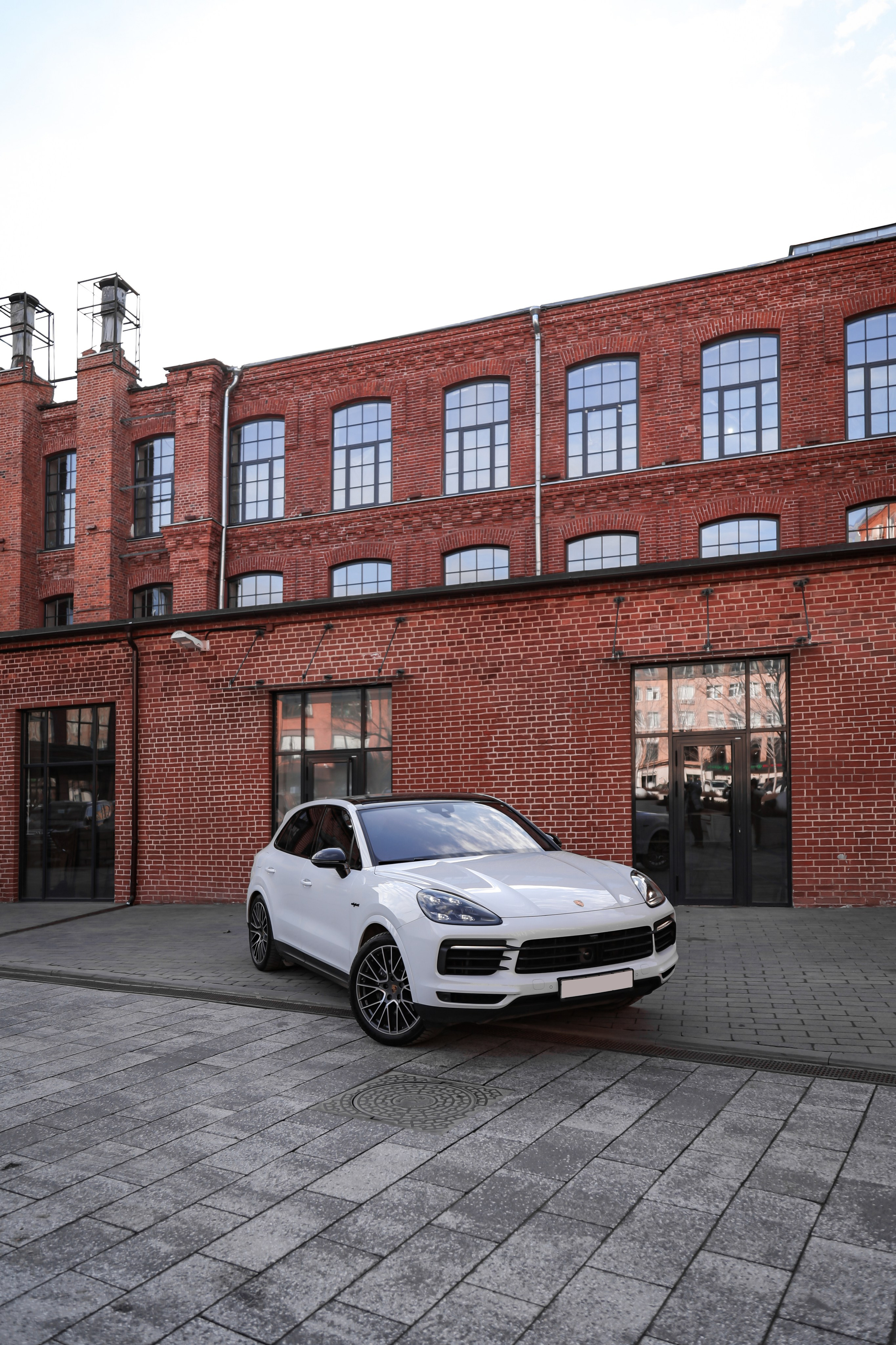 2020 Porsche Cayenne 3.0 AT. Mixturecaptures