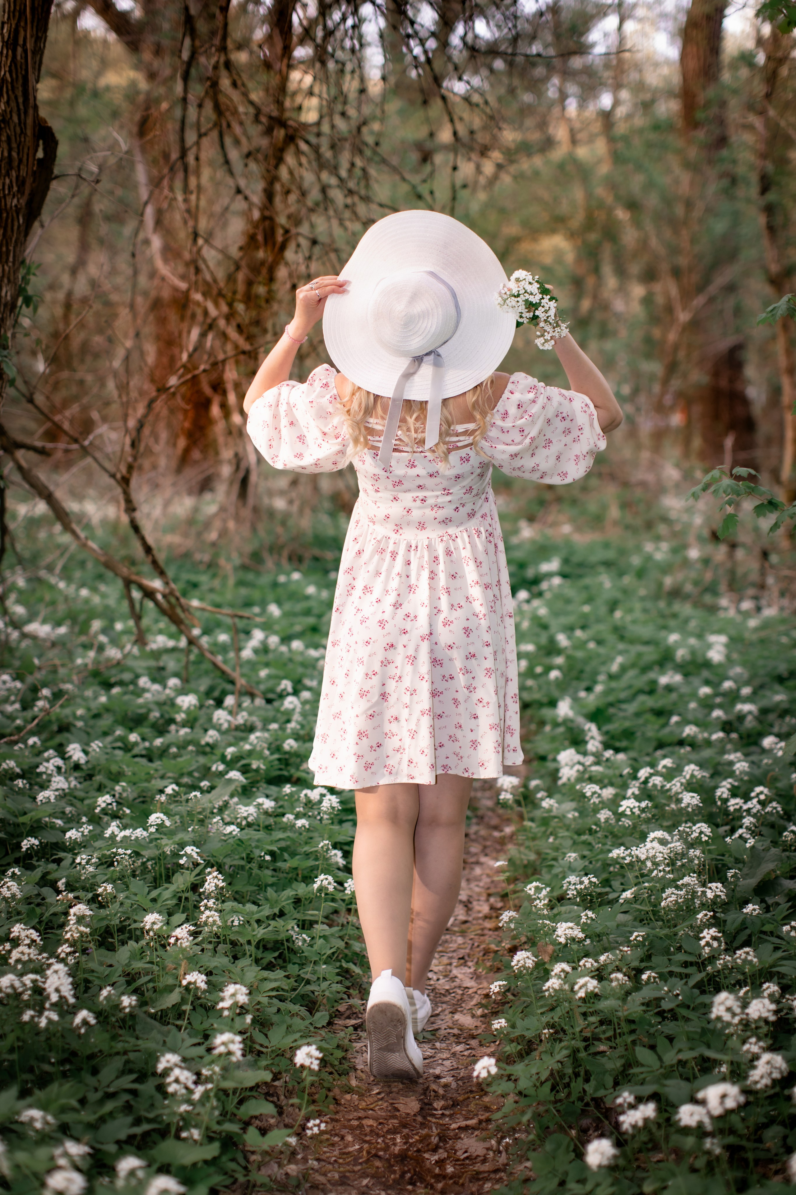 Весенняя пора. Фото в цветущей зелени. Фотограф и видеограф в Ставрополе Инна Попова