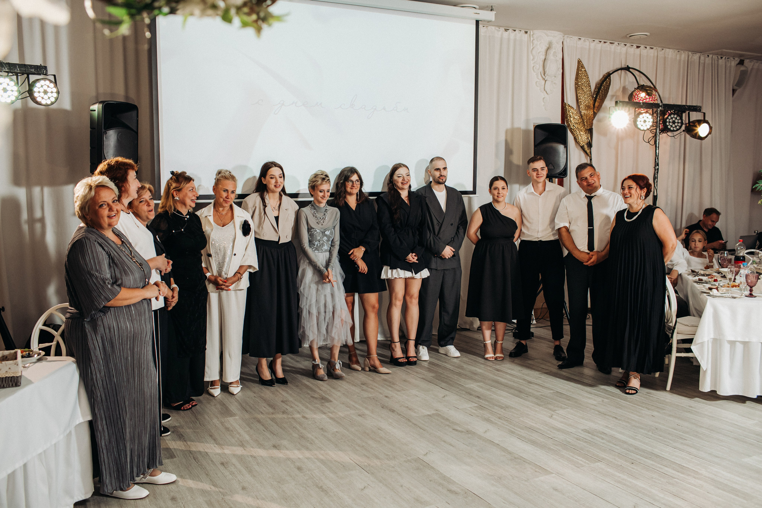 Vlad & Nadya (Saint-Petersburg, Russia). Destination wedding photographer Peter Letu