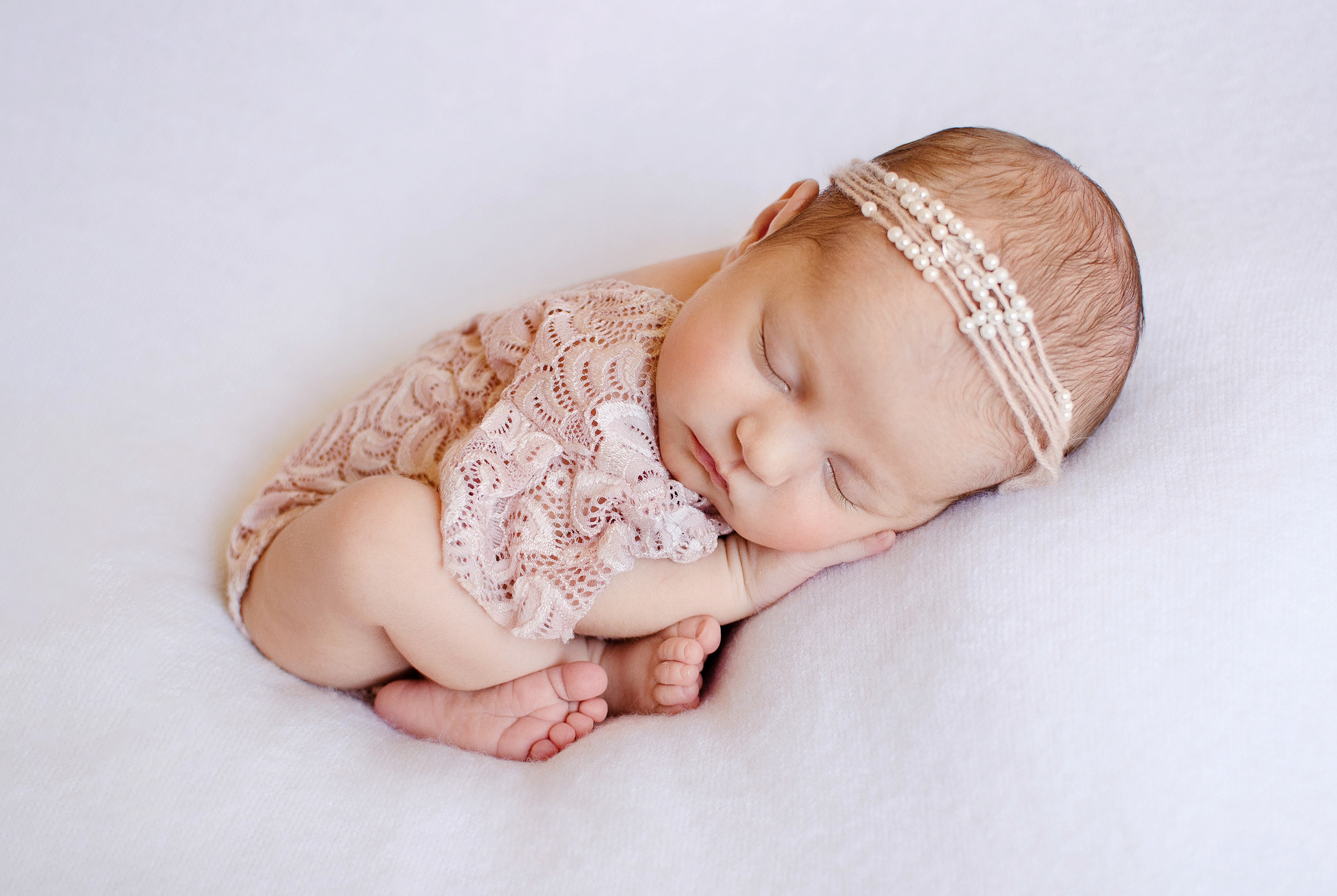 Фотограф новорожденных в городе Пермь Карачева Юлия