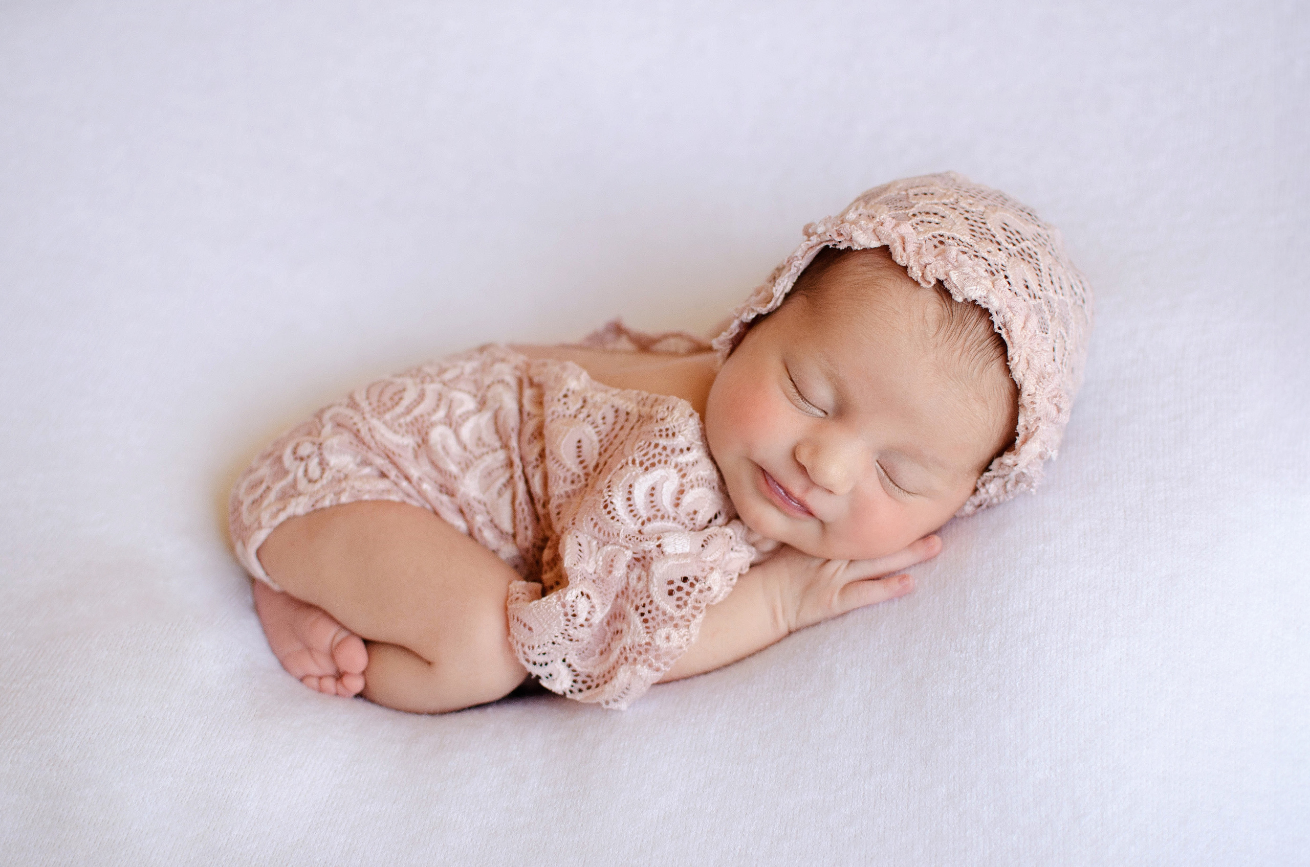Фотограф новорожденных в городе Пермь Карачева Юлия