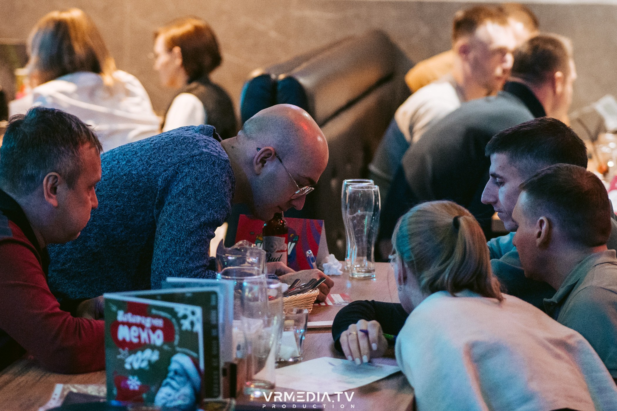 WoW QuiZ в баре «Друзья»