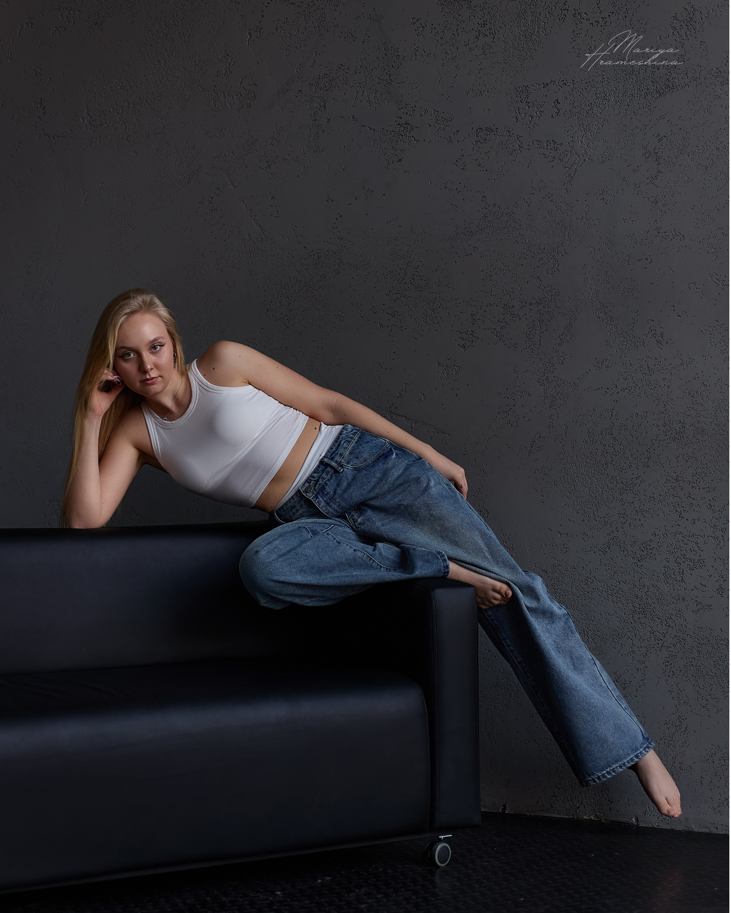 Фотосъемка девушки модели. Фотограф, мобилограф Ростов-на-Дону