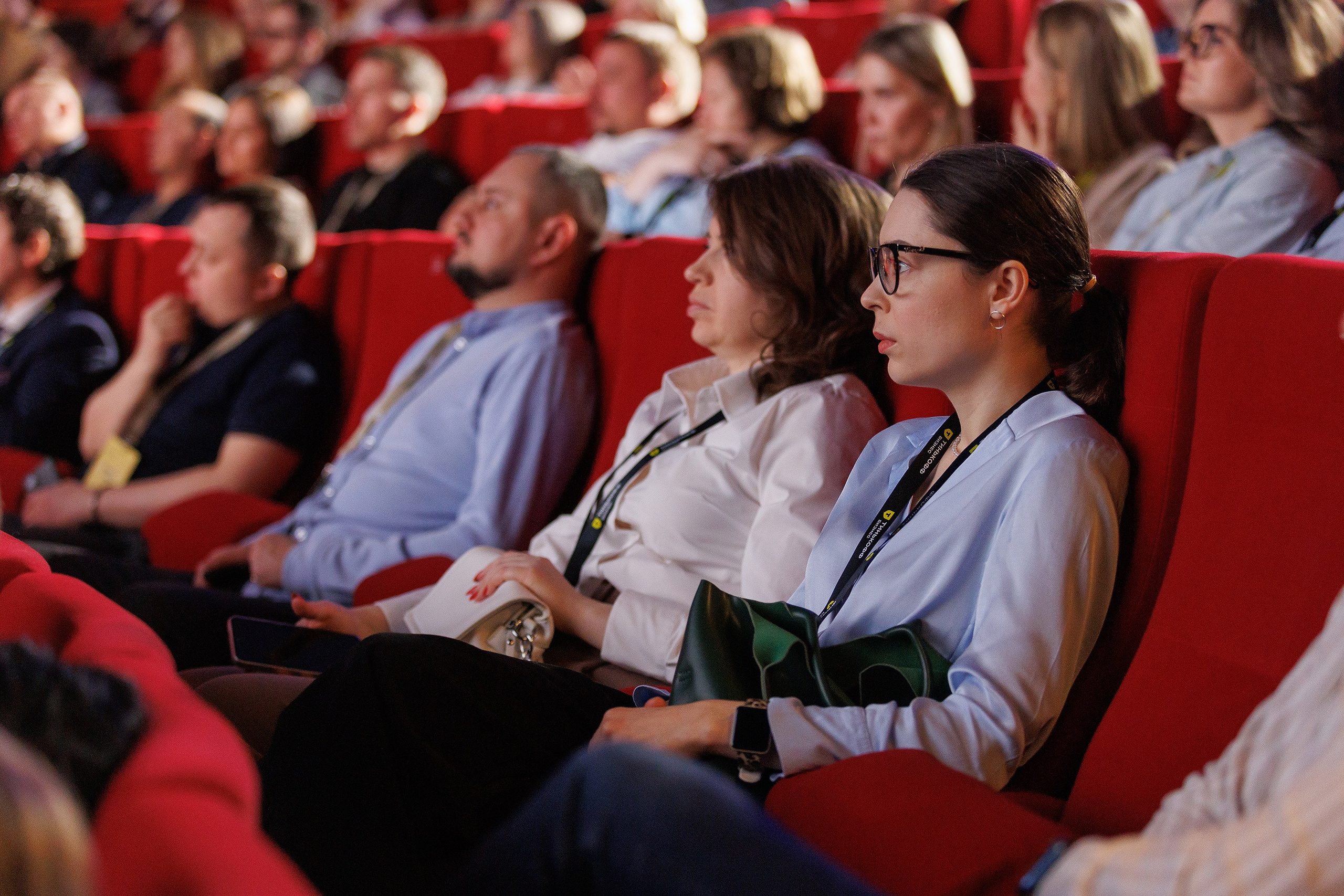 Репортажная фотосъемка мероприятия. Профессиональный фотограф в Новосибирске