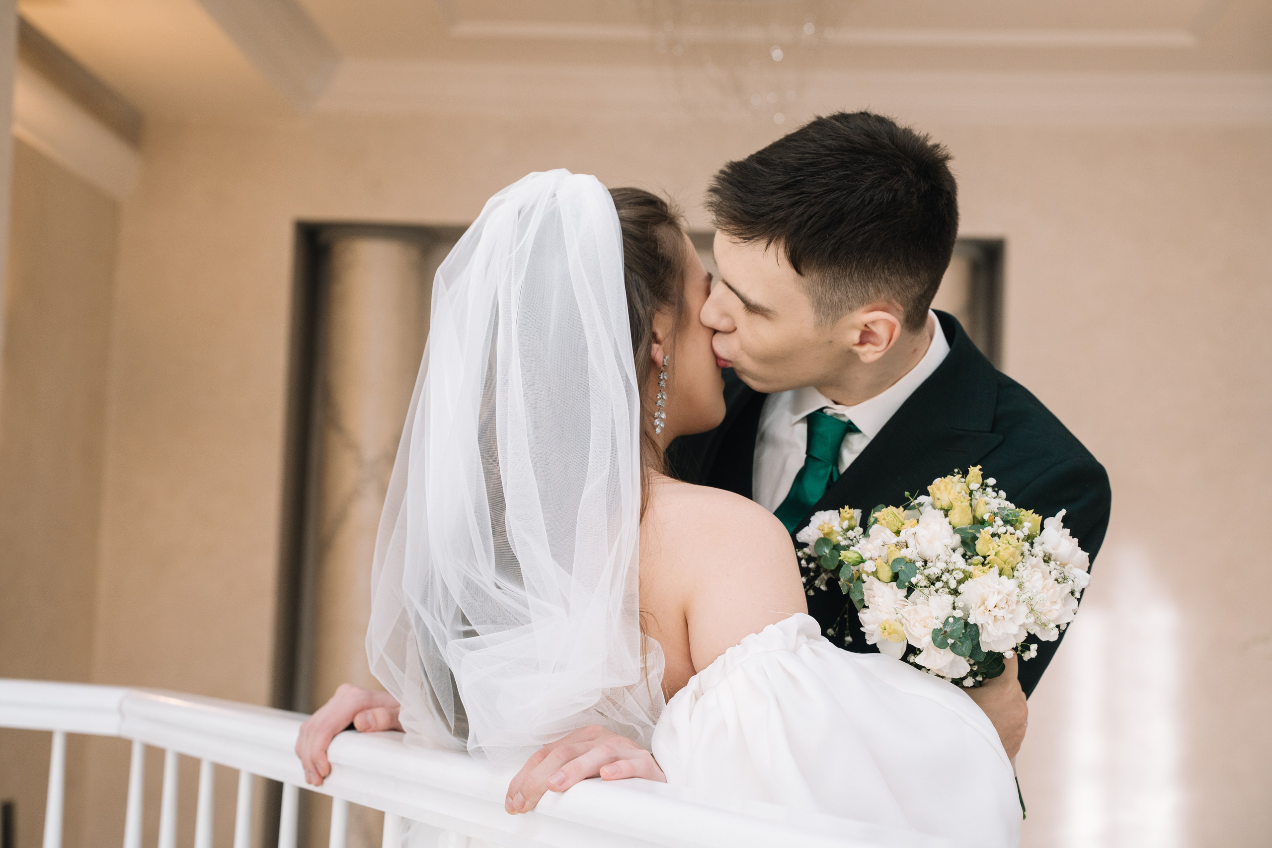 Владимир и Виктория. Дипломированный фотограф в Новосибирске. Фотографирую свадьбы, репортажи, индивидуальные фотосессии, lovestory(семейные)