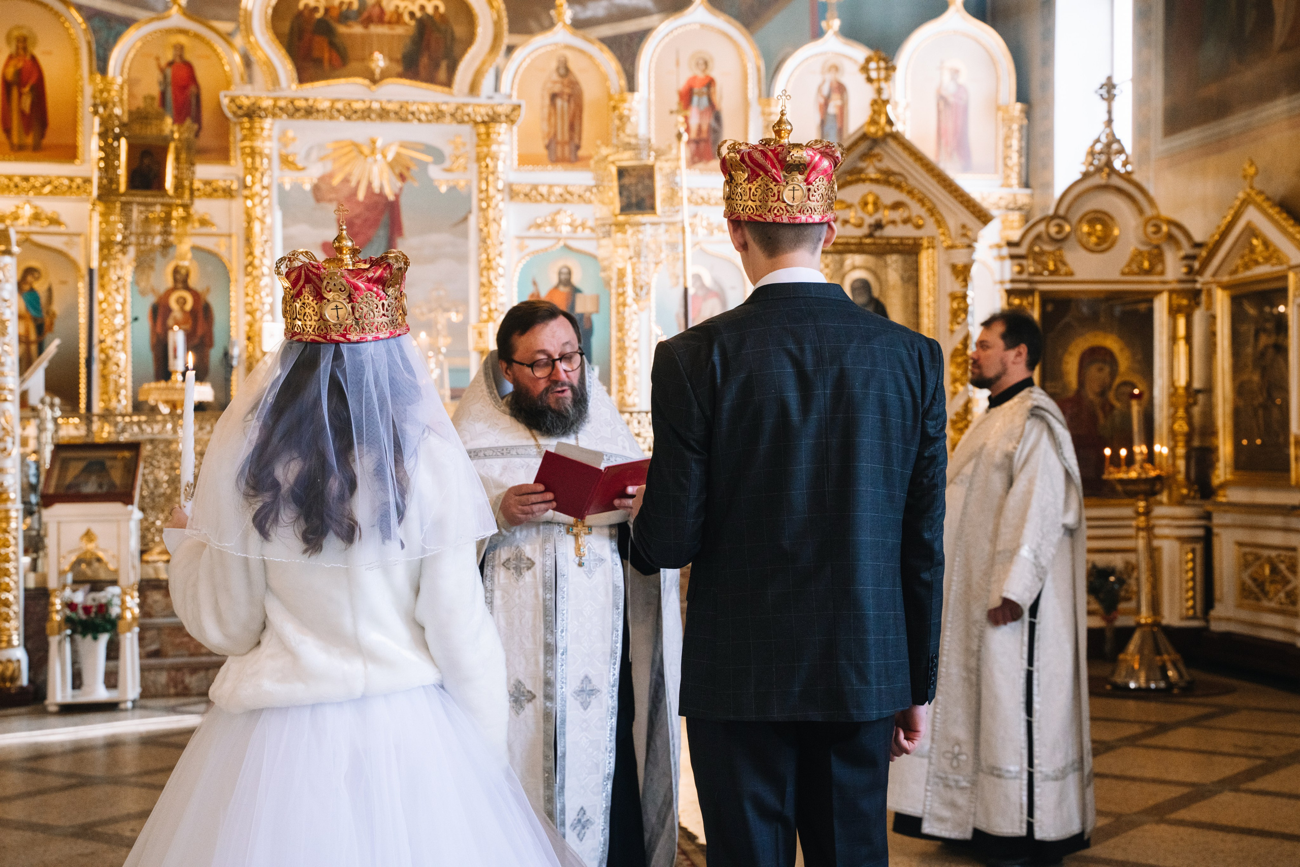 Свадебное портфолио. Дипломированный фотограф в Новосибирске. Фотографирую свадьбы, репортажи, индивидуальные фотосессии, lovestory(семейные)