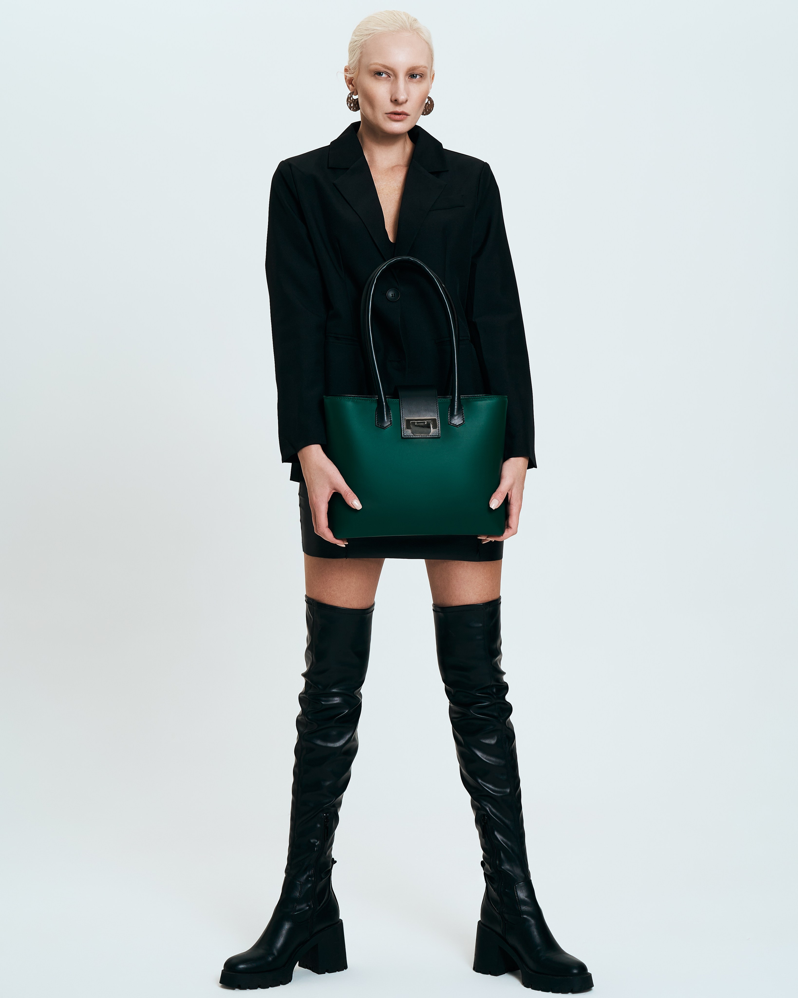 Tarasov bags. Retoucher