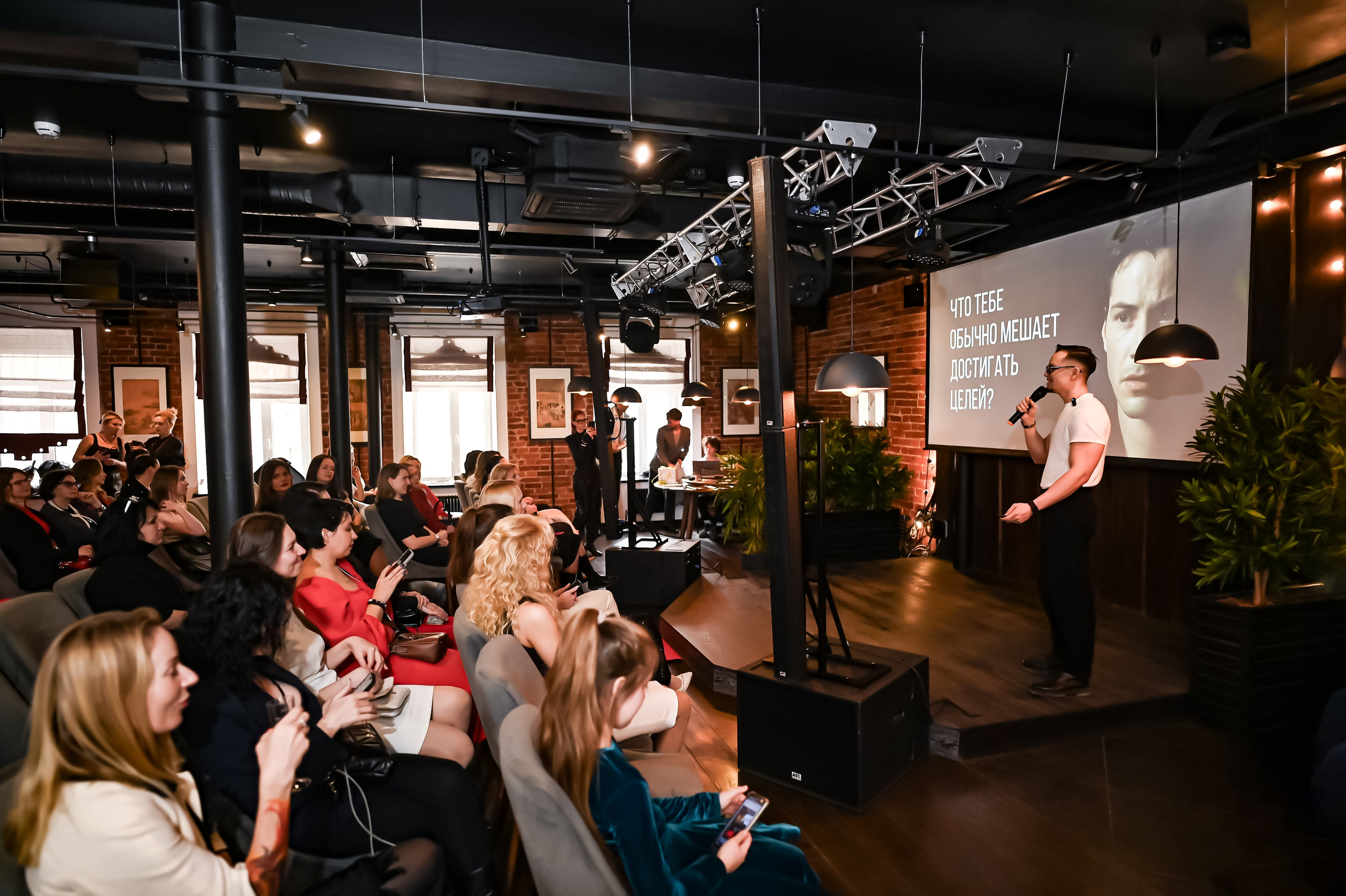 Премия ЖТ Москва. ZDARONOKIA Репортажный фотограф