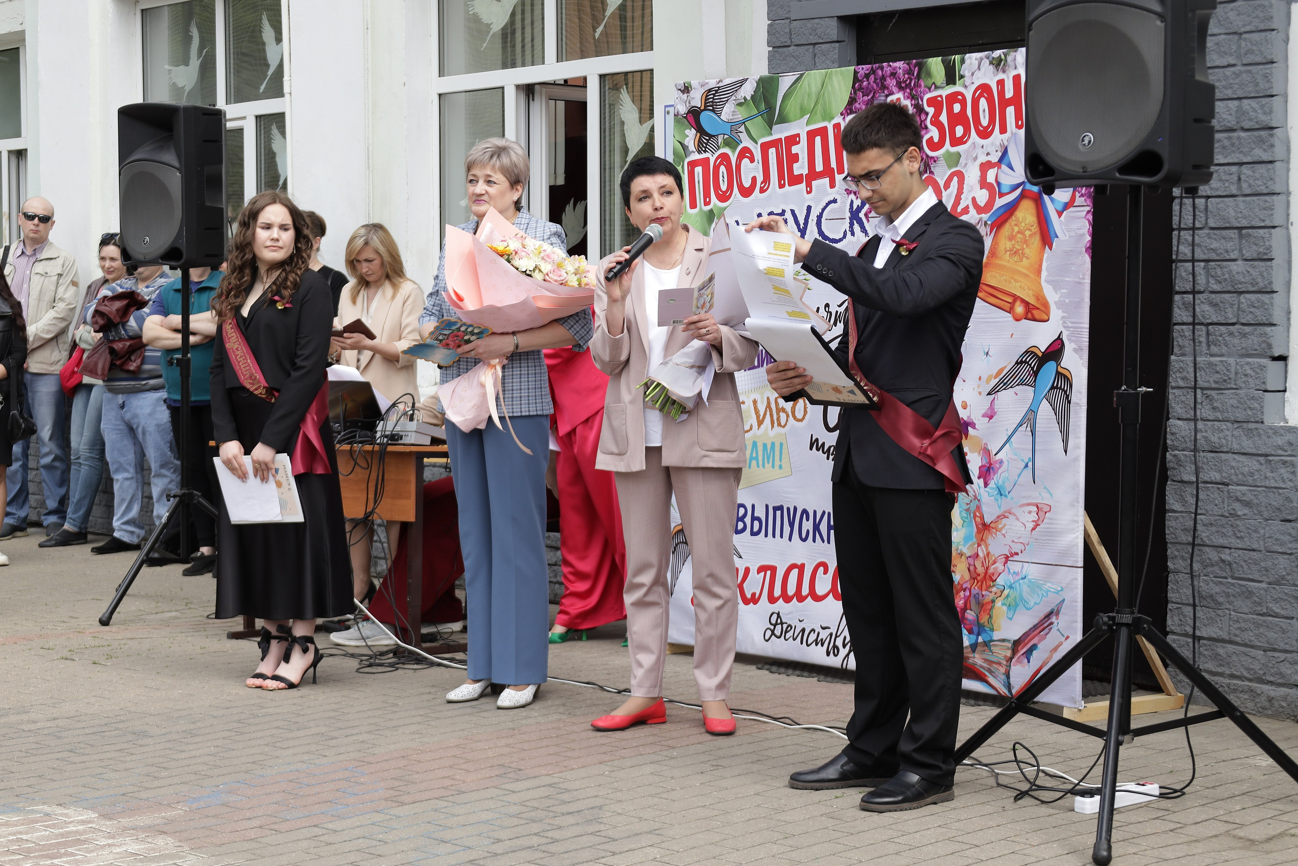 Последний звонок. Фотограф Надршина Лилия