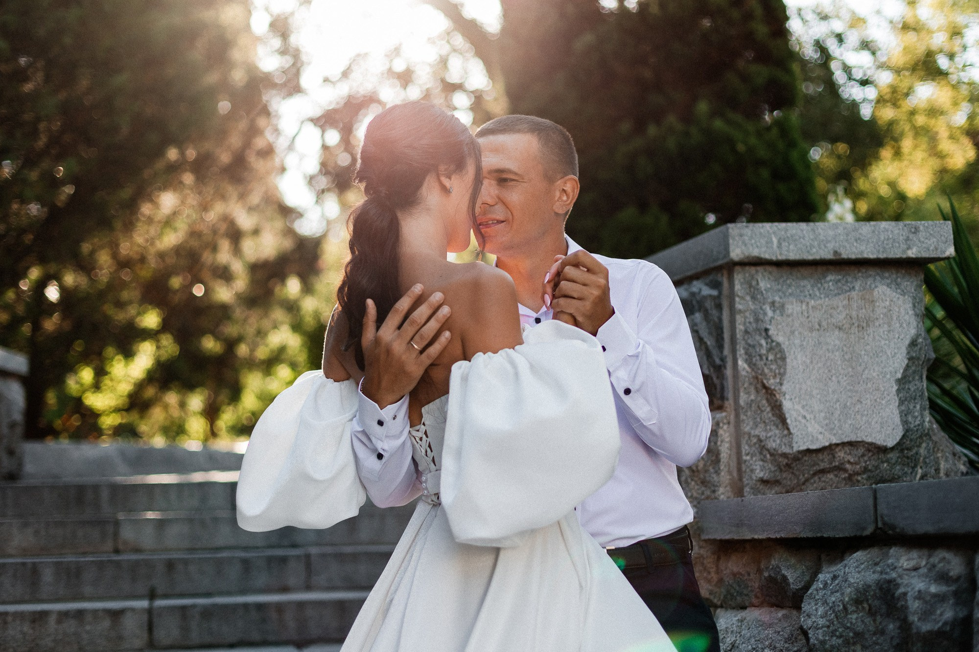 Николай и Юля — Свадебная фотосессия в Форосском парке. Свадебный фотограф, фотосъемка в Крыму, Севастополе, Симферополе, Ялте
