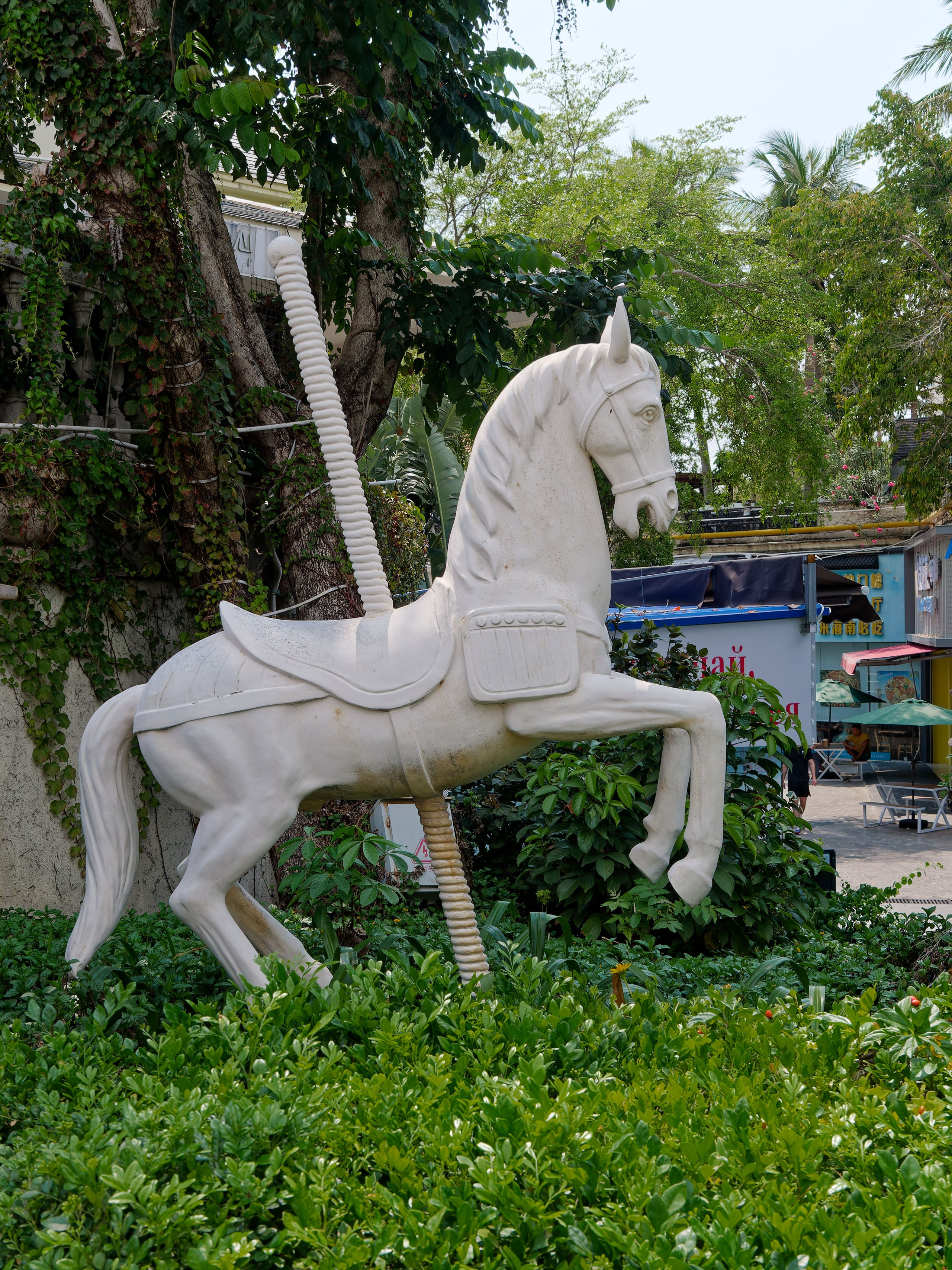 Хайнань 2026, «Food Street» ночная улица еды в Ялунване. Фотопрогулки по Миру