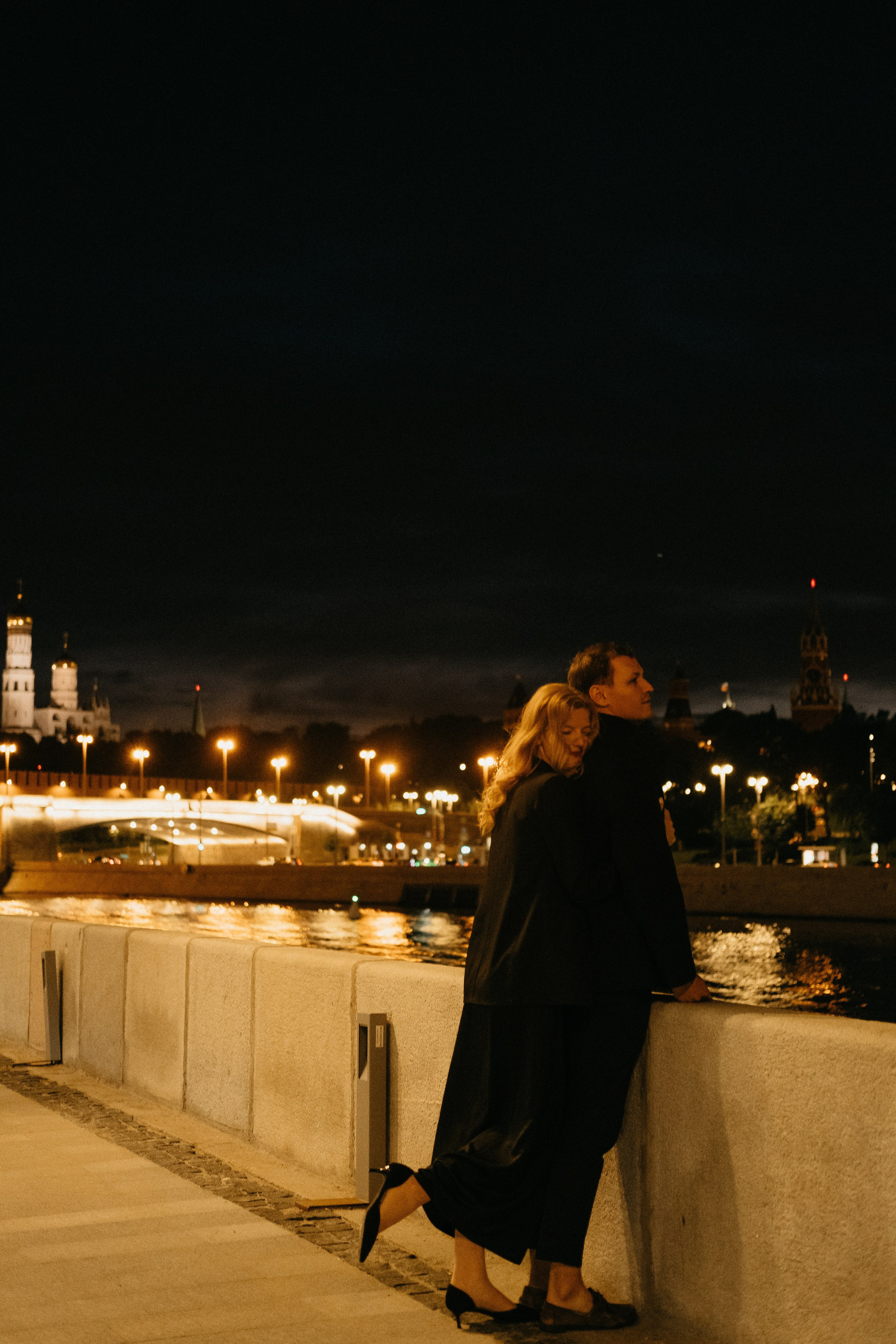 По ночному городу. Свадебный фотограф Александра Тюлякова