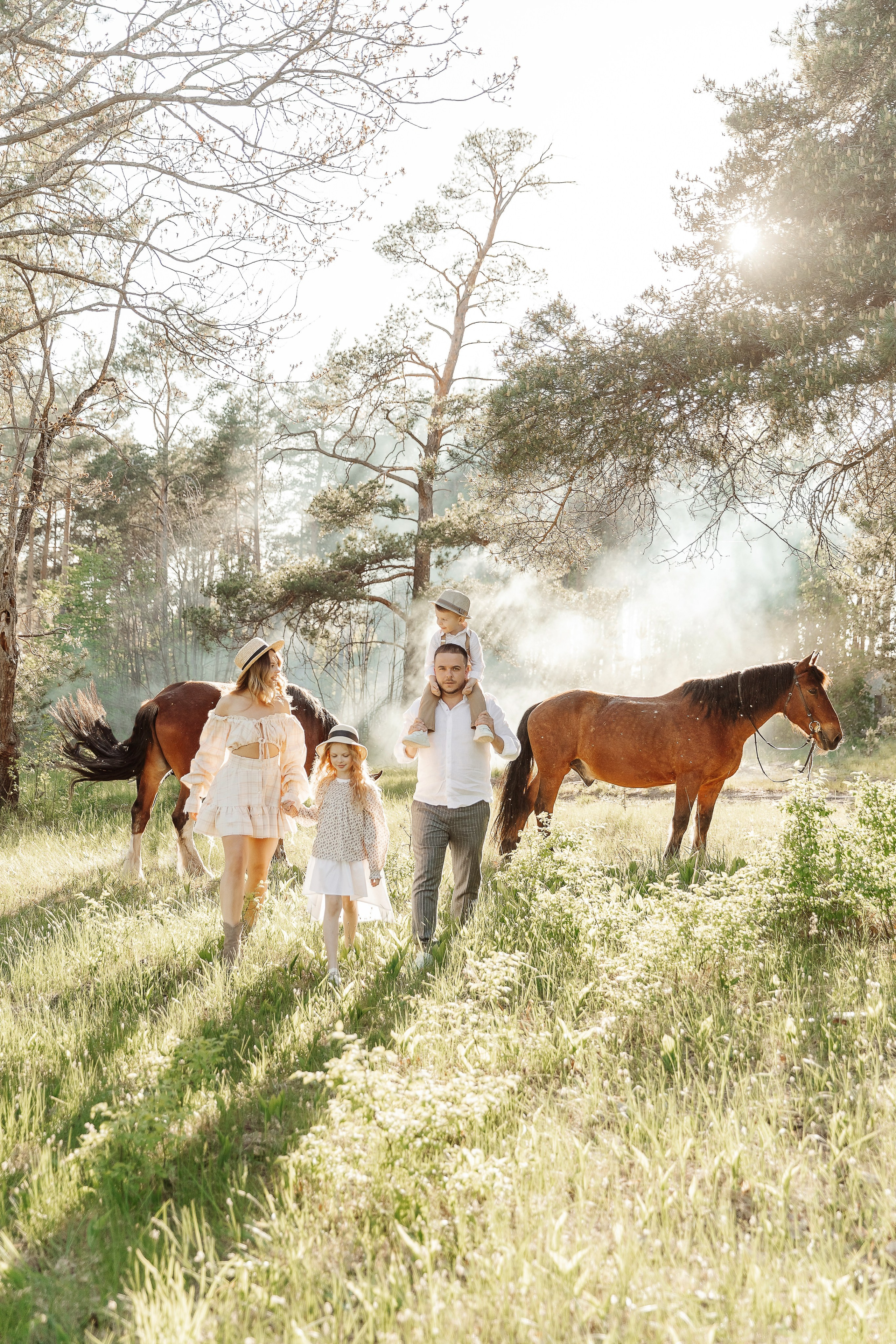Ольга, Иван, Алёна и Ярослав. Свадебный и семейный фотограф Александра Кос