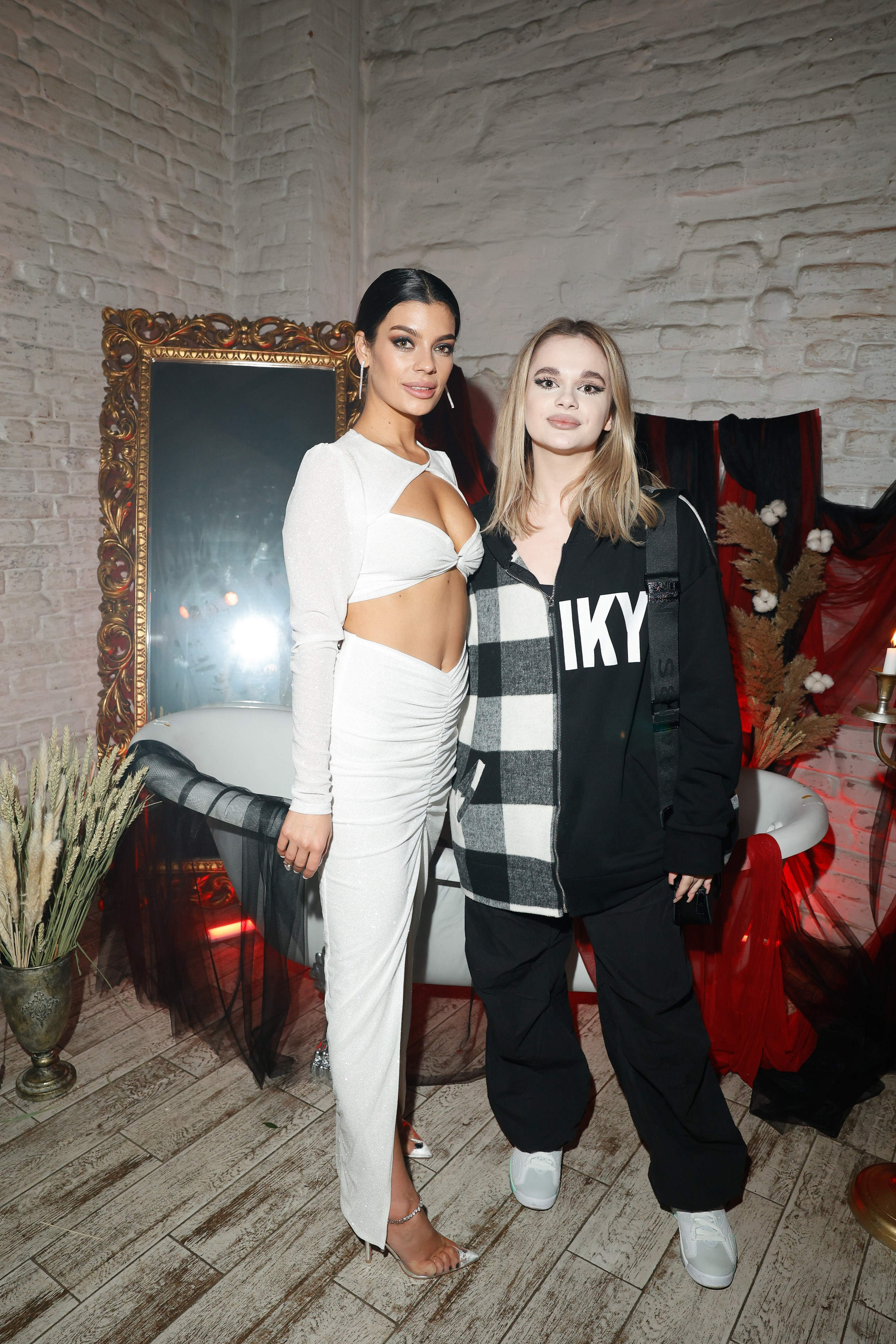 ЛЕРА ИЗУМРУД. Nikolskayasecular