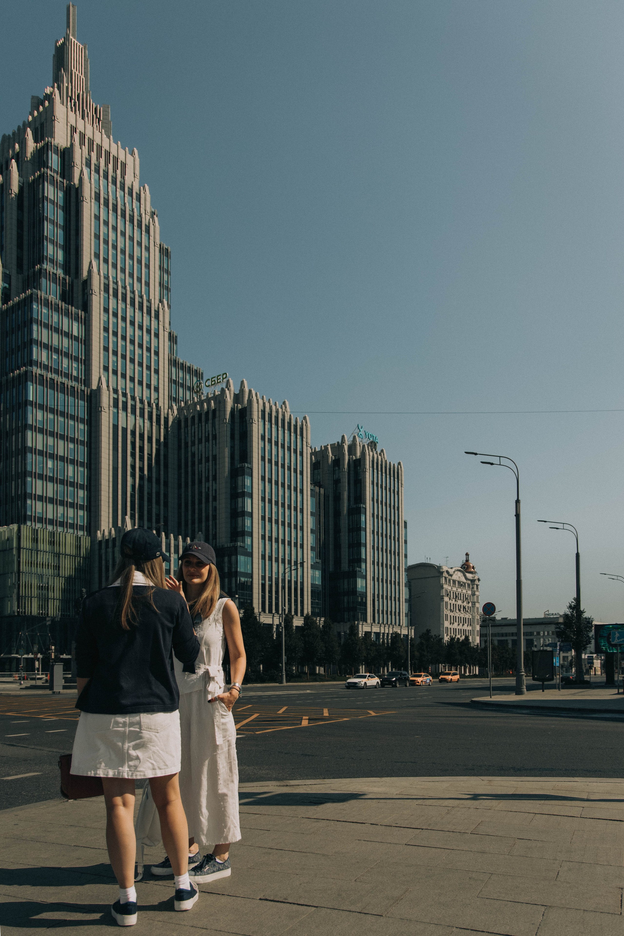 Прогулка Лиза и Марина. Фотограф lifestylе в Москве Пшеничная Анастасия