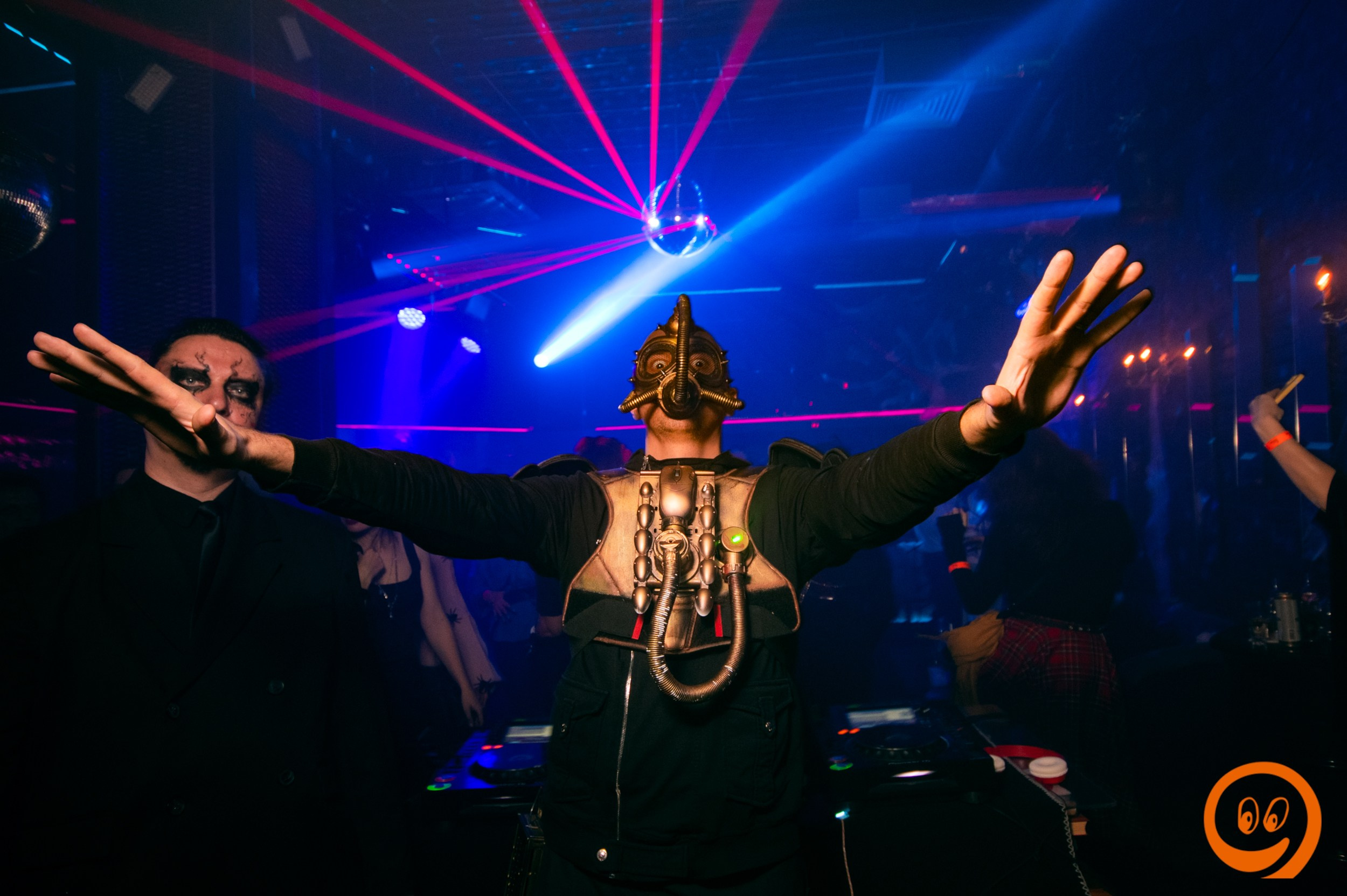 Клубная «Ночь зловещих попотрясов» | 01.11.2025. Галерея Фантим