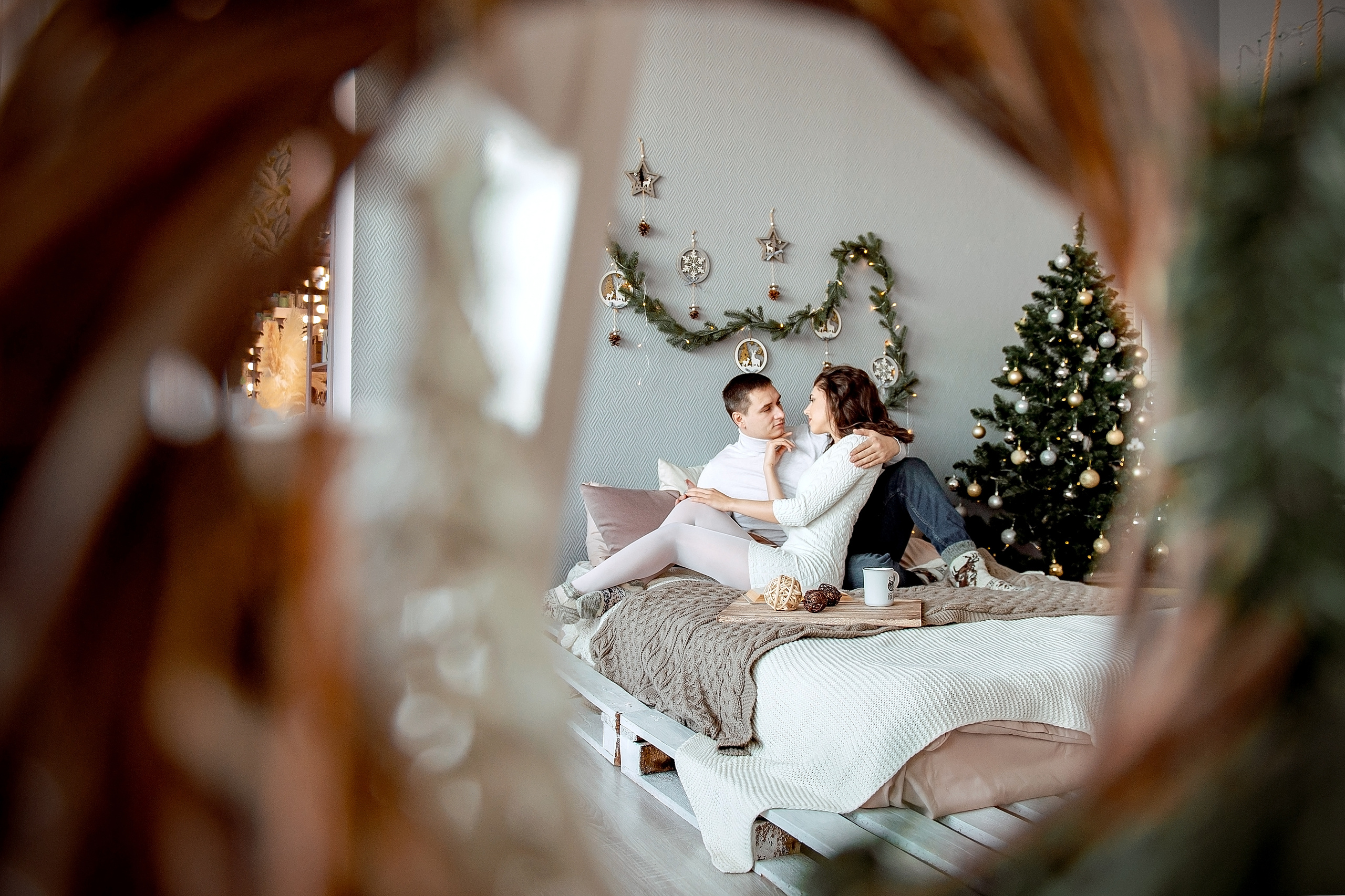 Love story фотосессия в фотостудии во Фрязино. Свадебный и семейный фотограф Виктория Носачёва. Щелково, Москва и МО