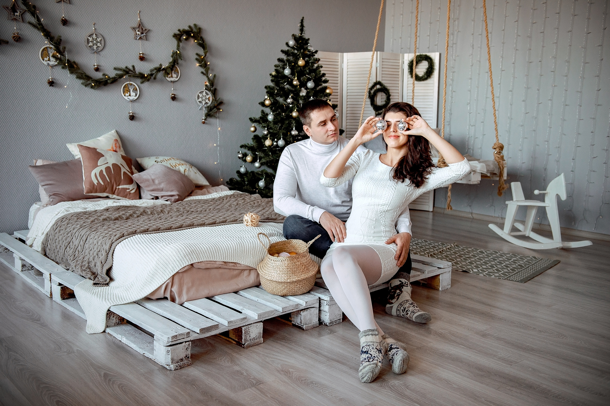 Love story фотосессия в фотостудии во Фрязино. Свадебный и семейный фотограф Виктория Носачёва. Щелково, Москва и МО