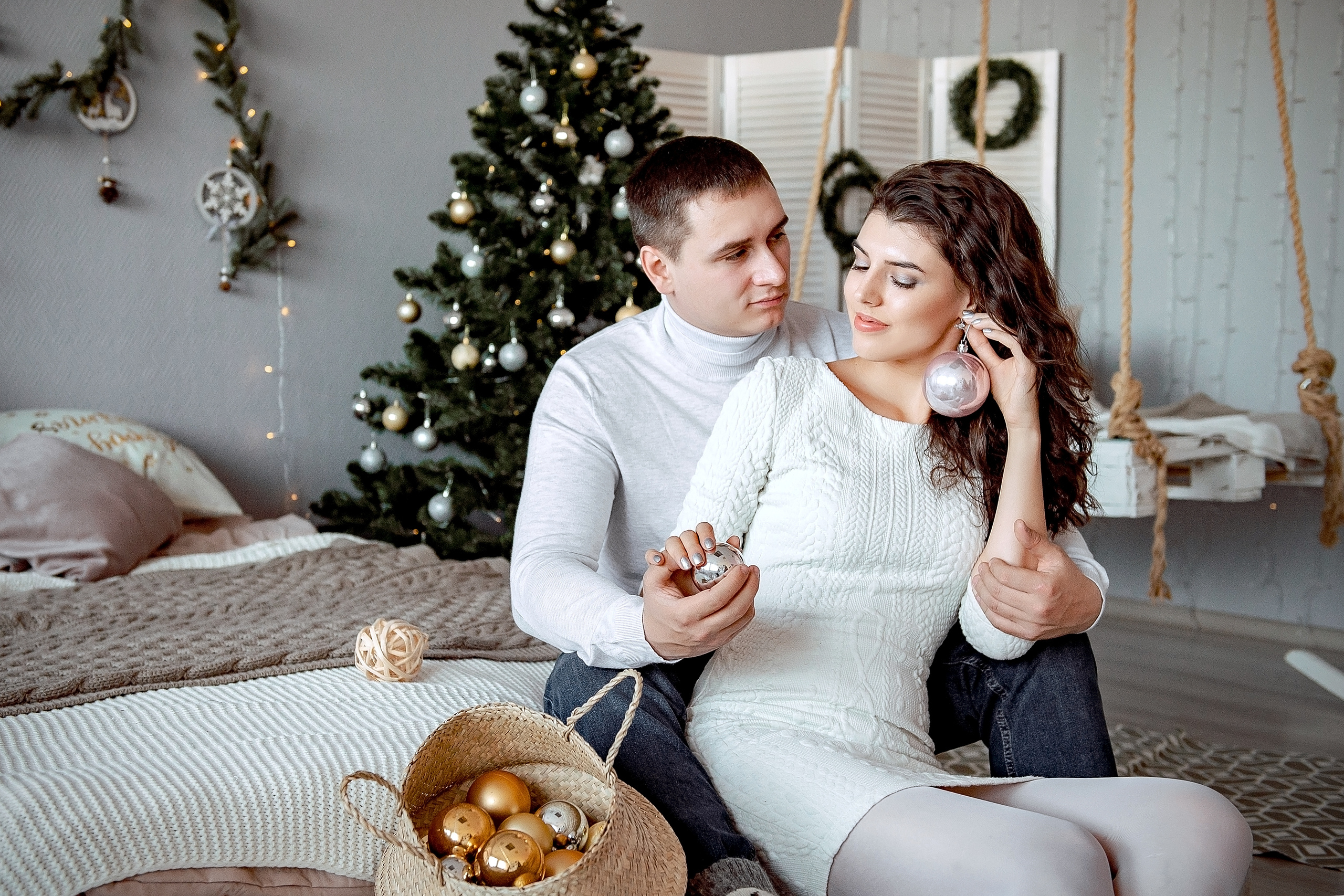 Love story фотосессия в фотостудии во Фрязино. Свадебный и семейный фотограф Виктория Носачёва. Щелково, Москва и МО