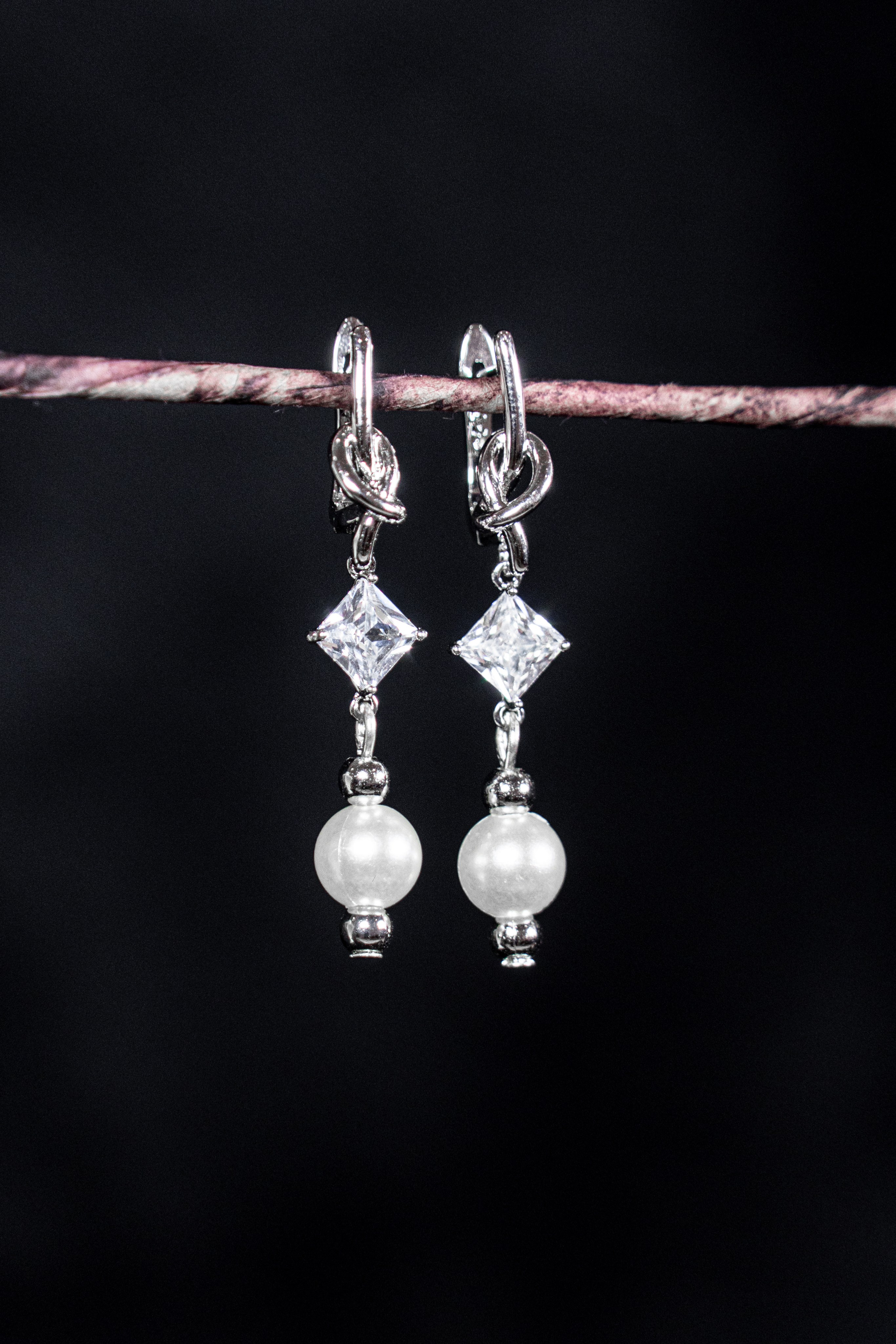 Фото бижутерии для маркетплейсов Ozon и Wildberries Предметная фотосъемка бижутерии для Wildberries и Ozon в Краснодаре. Шедевры для Вас! Фотограф и Видеограф в Краснодаре Пахиев Руслан