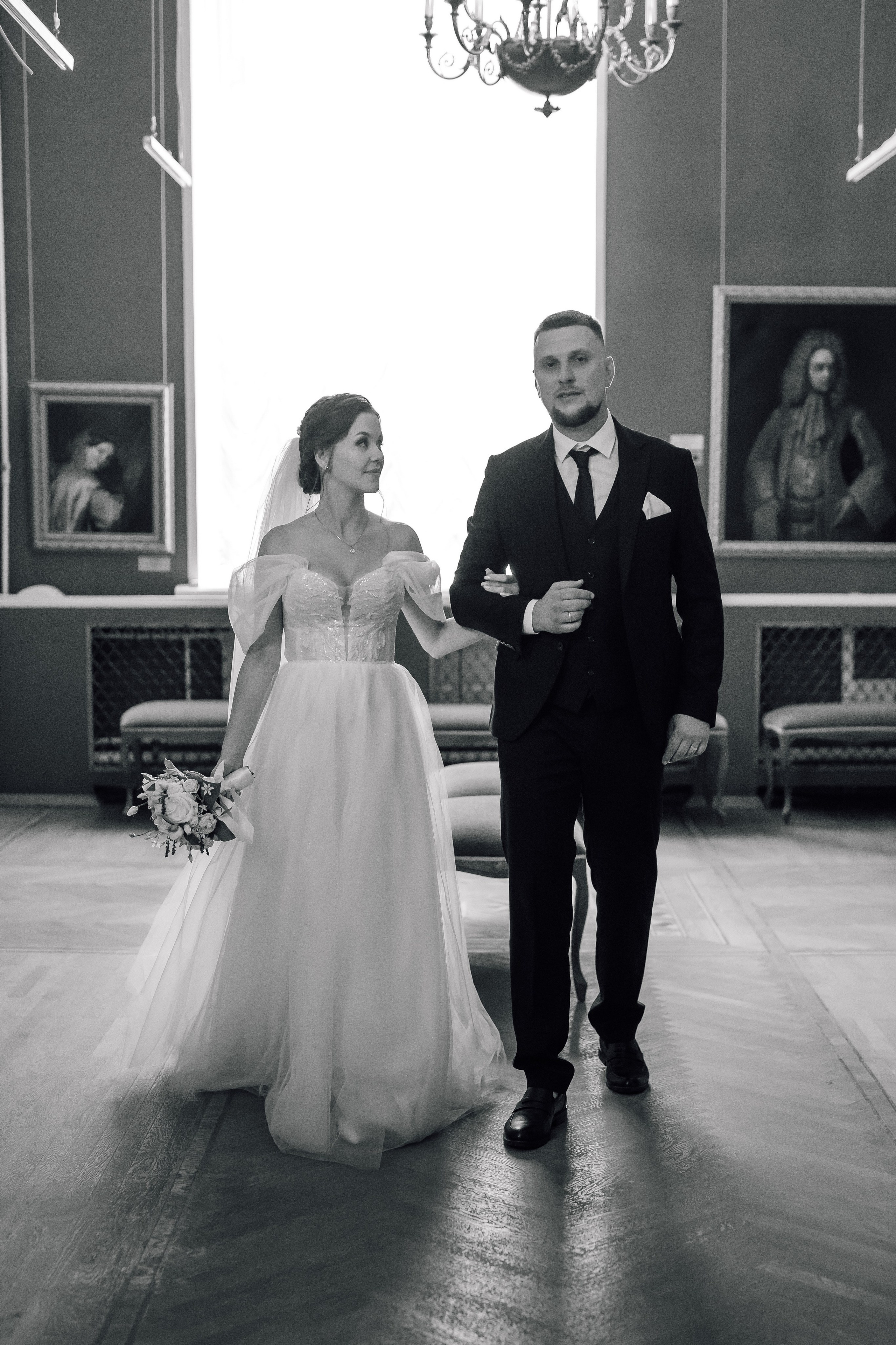 Свадебный день Яны и Максима, прогулка в лесу, Картинная галерея в Тамбове. Свадебный фотограф в Тамбове Павел Четвертков