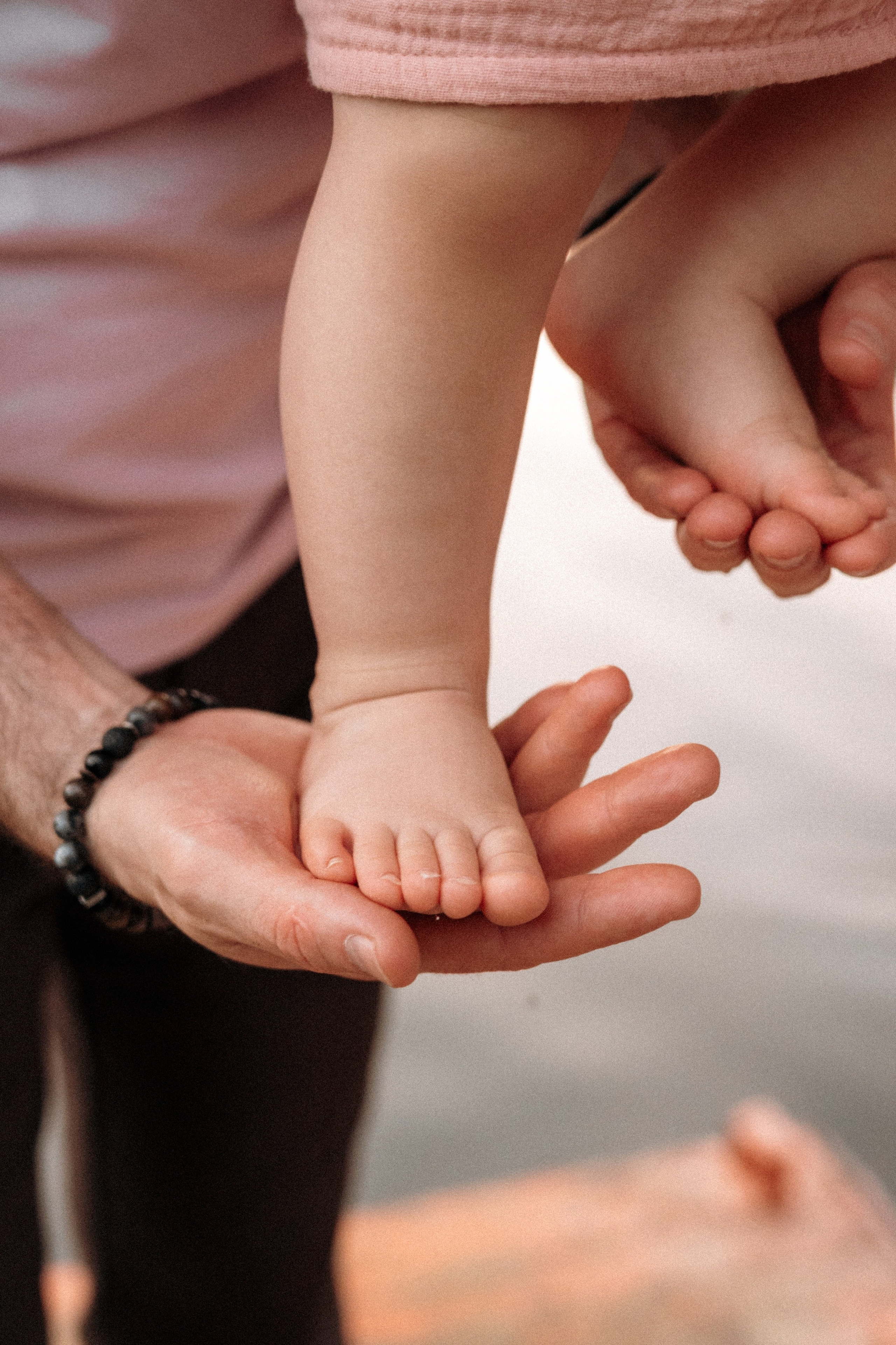 Семейная фотосессия на берегу реки для Миши, Тани, Сони и Таи. Свадебный фотограф в Тамбове Павел Четвертков