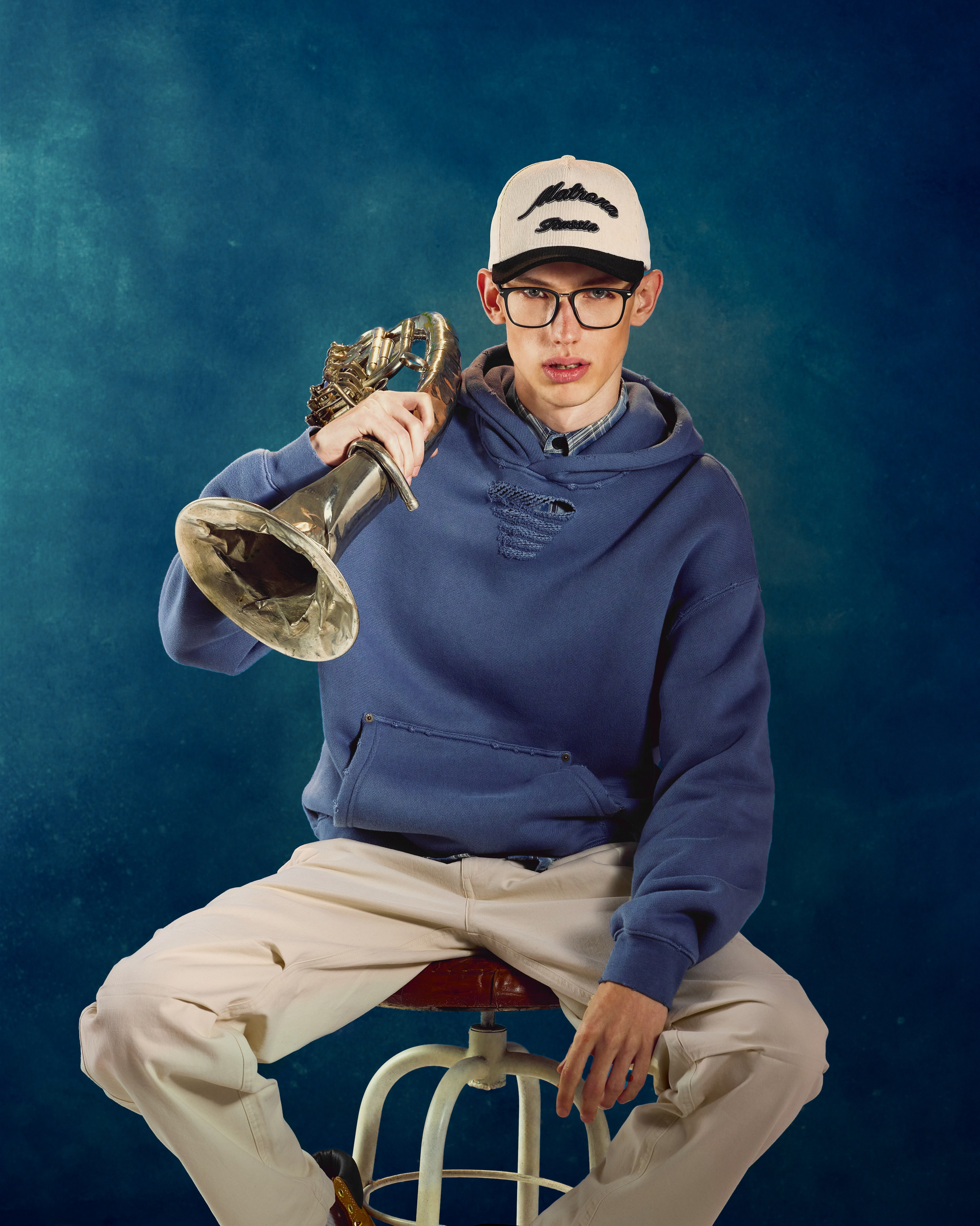 Matrona back to school. Святослав Лебедев | Рекламный фотограф — Коммерческая съемка, Арт-дирекшн, AI-интеграция