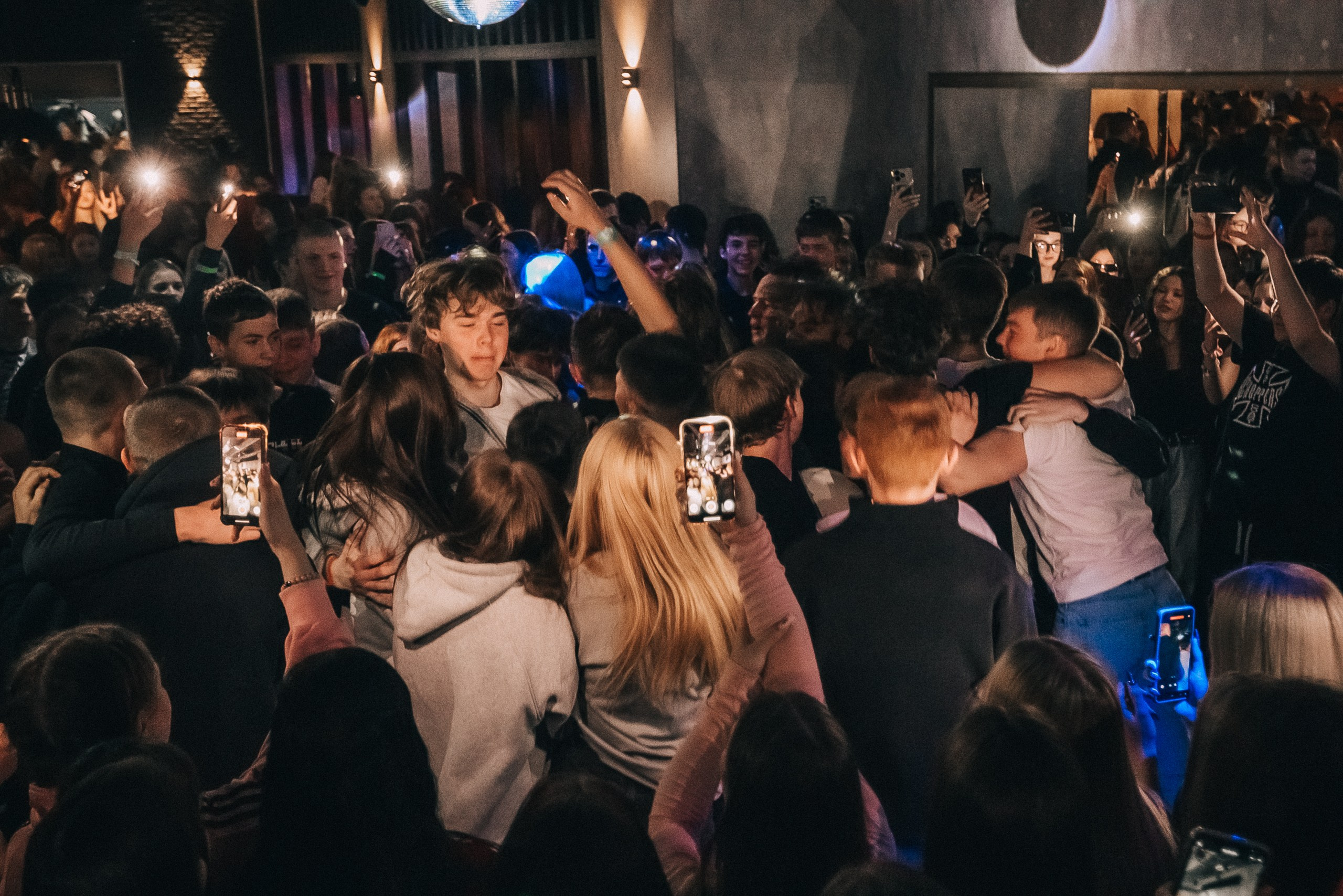 8 MARCH WOMENS DAY PARTY. Фотограф в Кемерово Владислав Шульц