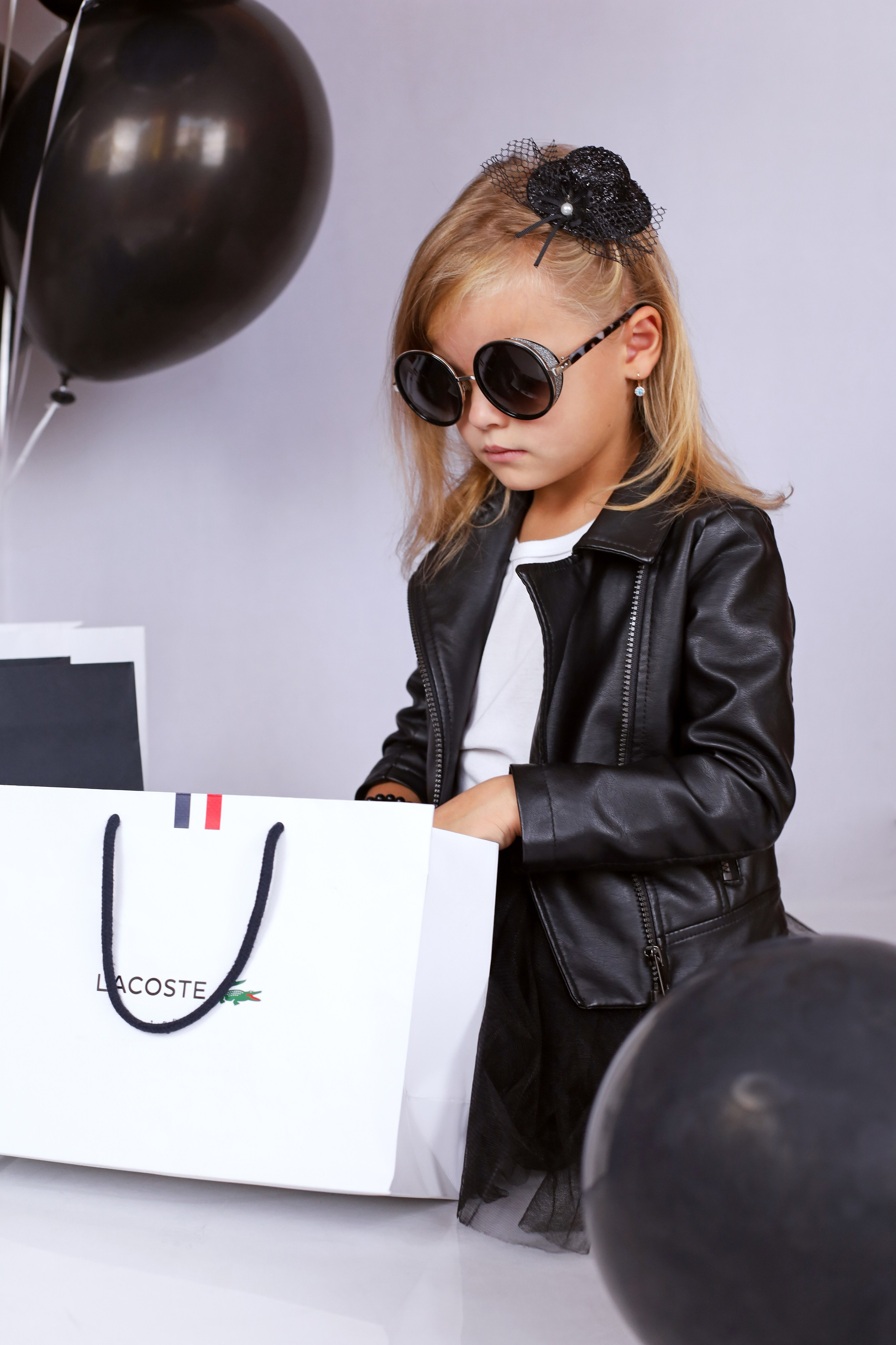 Черно-белое. Выпускные альбомы в Таганроге и Ростовской Области