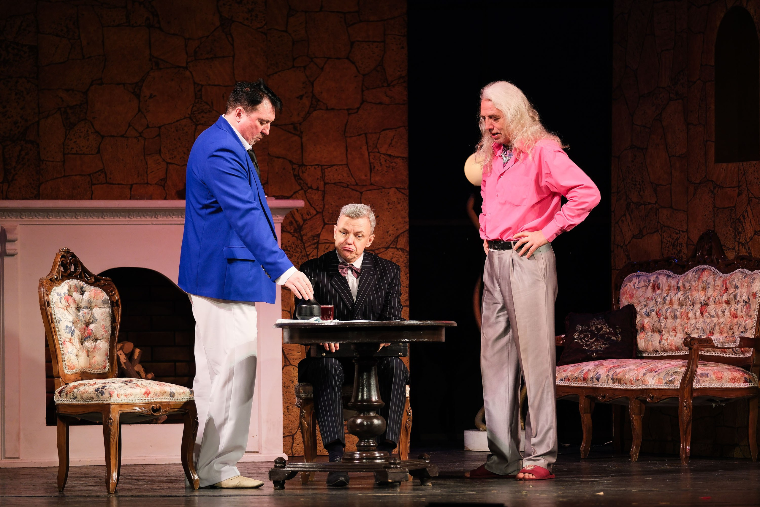 Ужин с дураком. Фотограф Анатолий Деникин