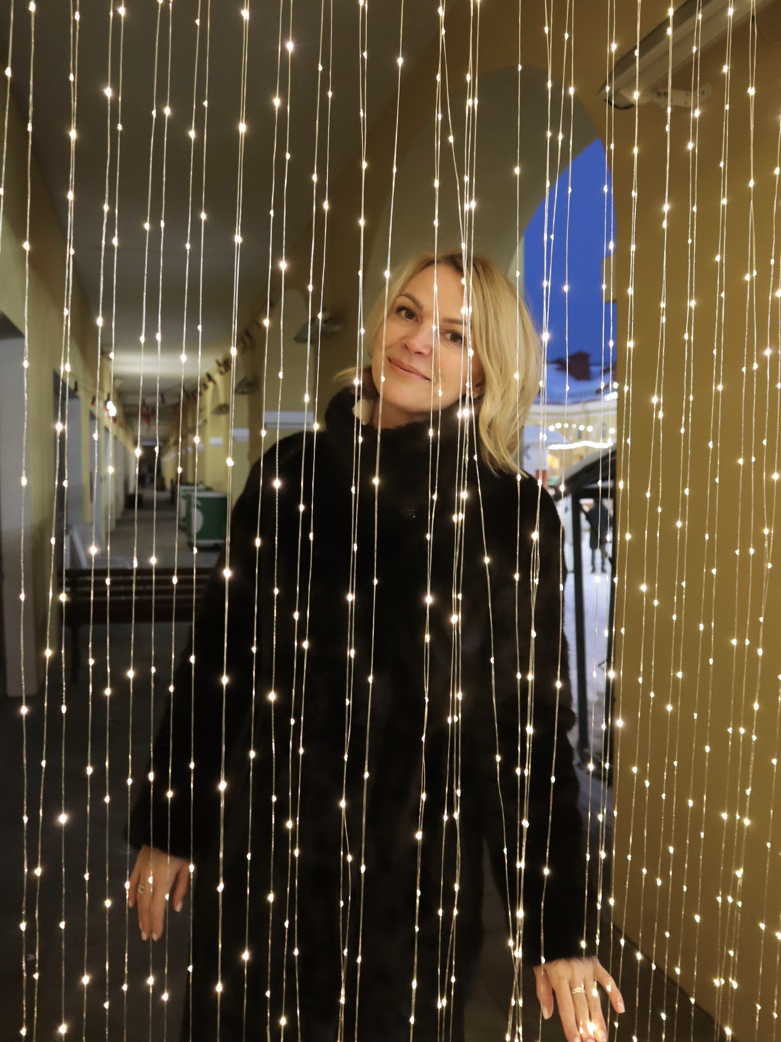 Зимняя фотосессия в Никольских Рядах. Позитивный контент-фотограф в Санкт-Петербурге Мария Устинова