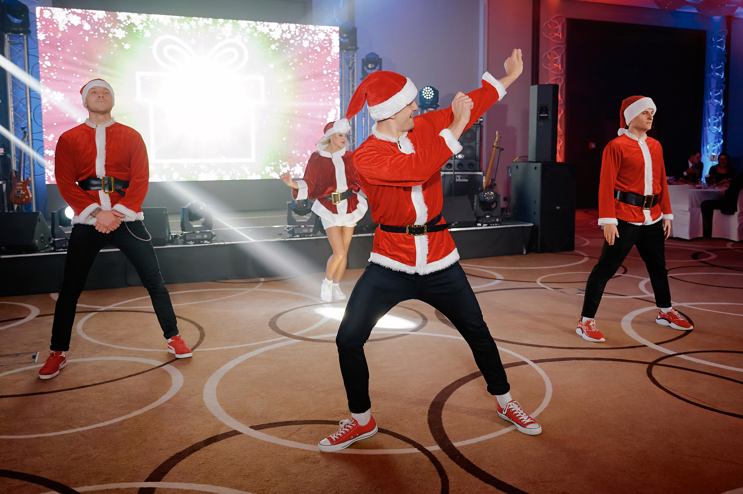 Репортаж, Новый год, фотограф, фотография, Минск, Беларусь, Москва, красивый, атмосфера, настроение, 2023, 2022, 2024, декабрь