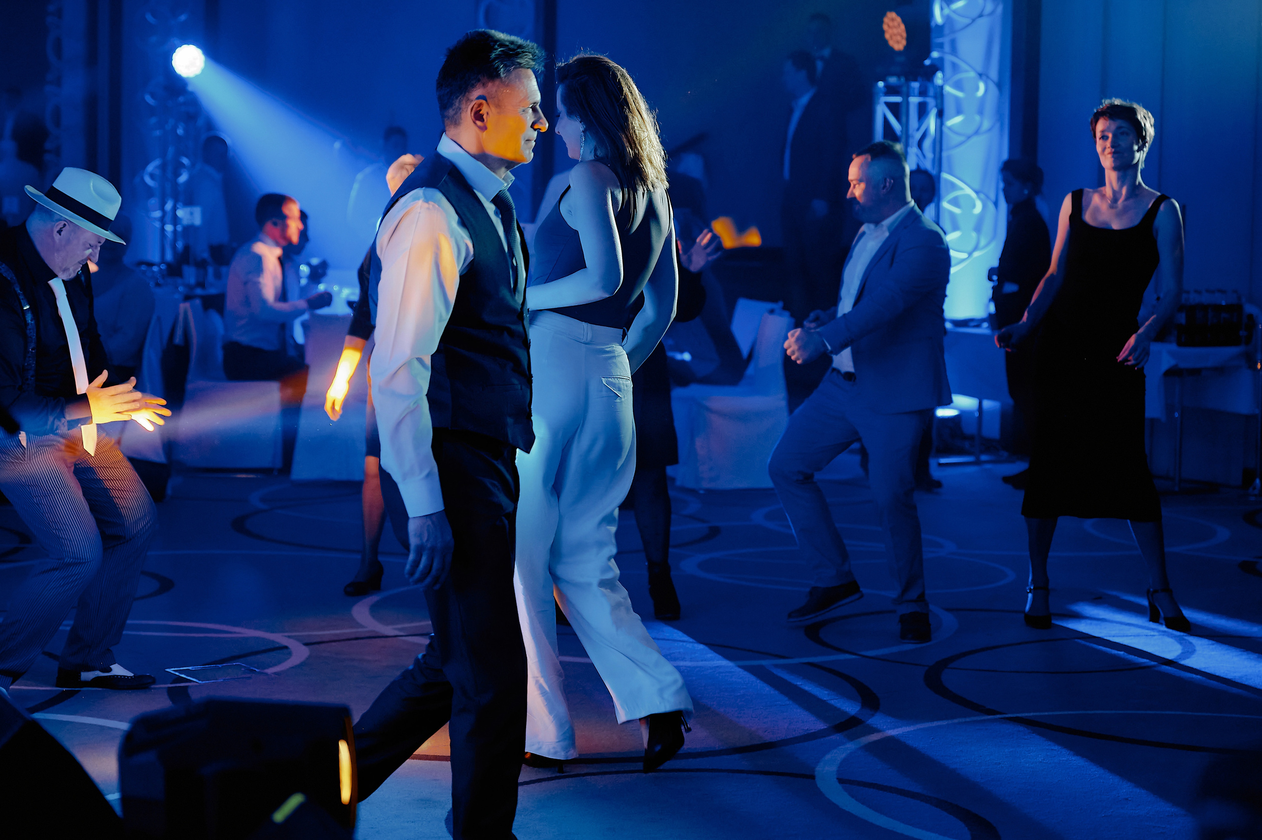 Репортаж, Новый год, фотограф, фотография, Минск, Беларусь, Москва, красивый, атмосфера, настроение, 2023, 2022, 2024, декабрь