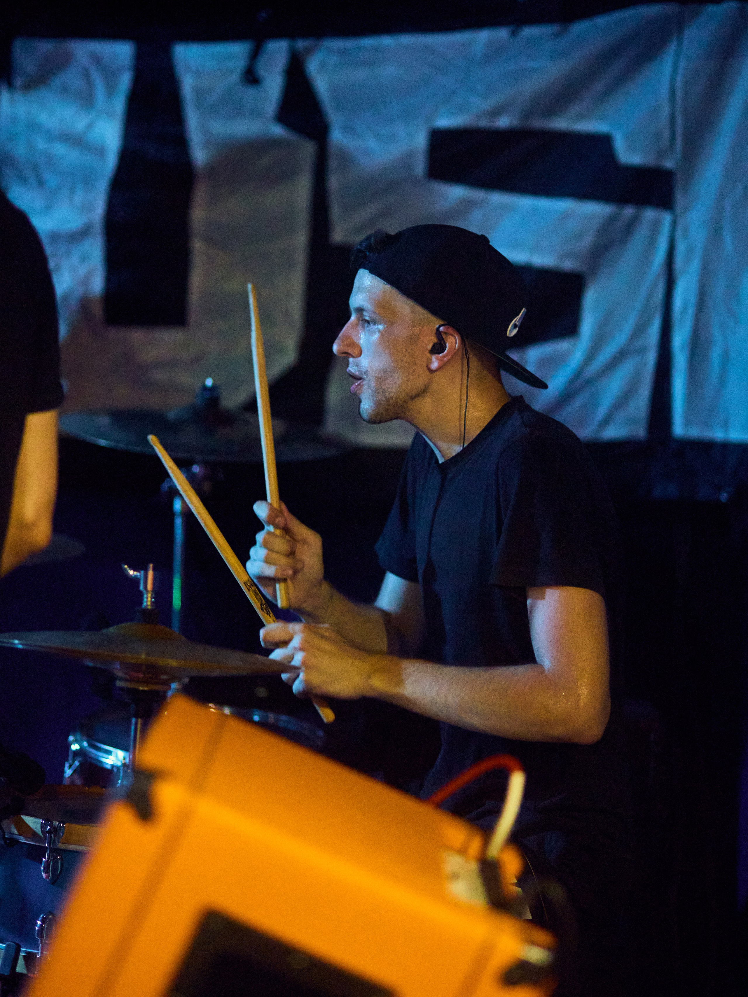 Plush Fish / ВЕЛИКОЕСЧАСТЬЕ / Мятный Крикет. Фотограф Юлия Маринина