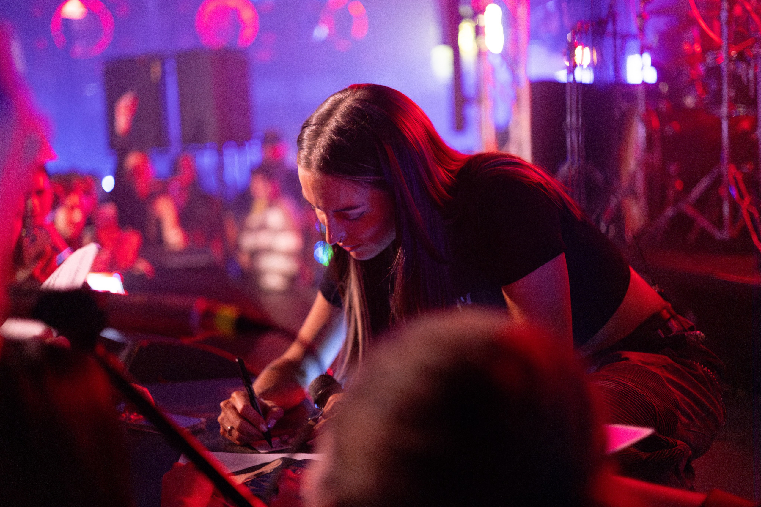 Mary Gu в Красноярске. Фотограф Красноярск съемки лавстори, фотосессия в студии, портретная съемка, творческие фотосессии