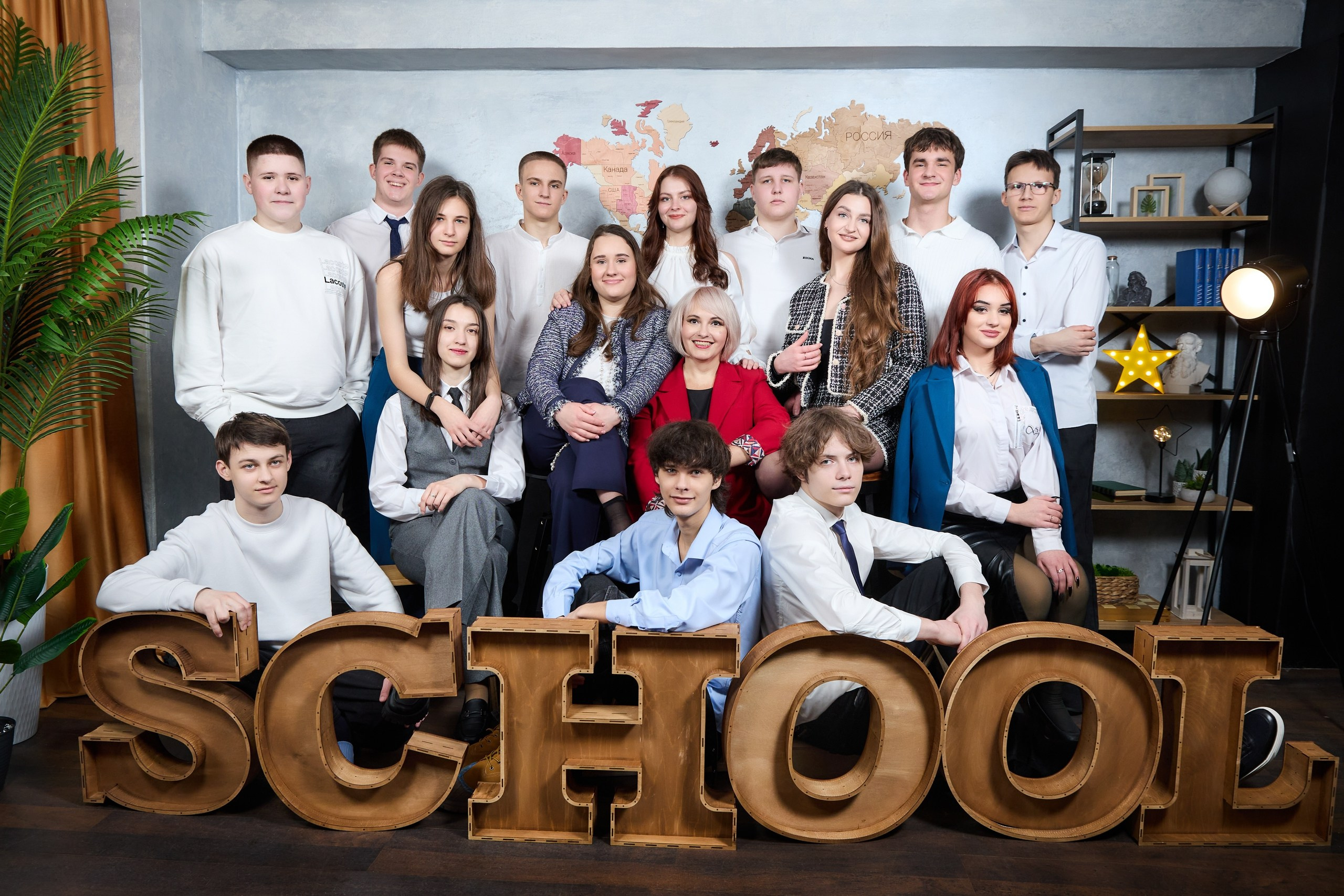 ШКОЛЬНИКИ. СТУДИЯ «ВСЕ В КАДРЕ». Фотограф Татаринов Андрей (Донецк / Макеевка)