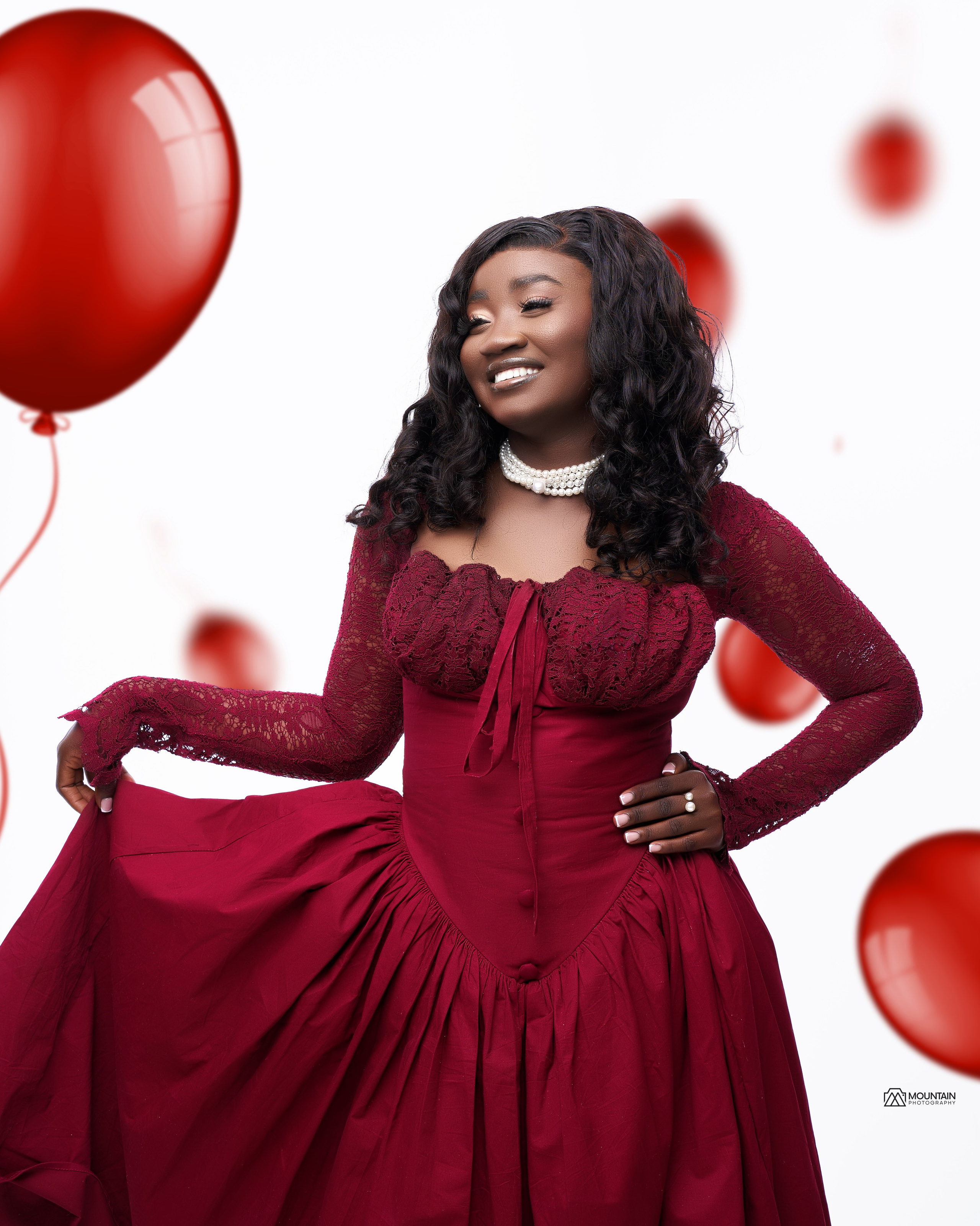 Studio Photoshoot. Я занимаюсь событийной, свадебной, товарной, студийной… фотографией