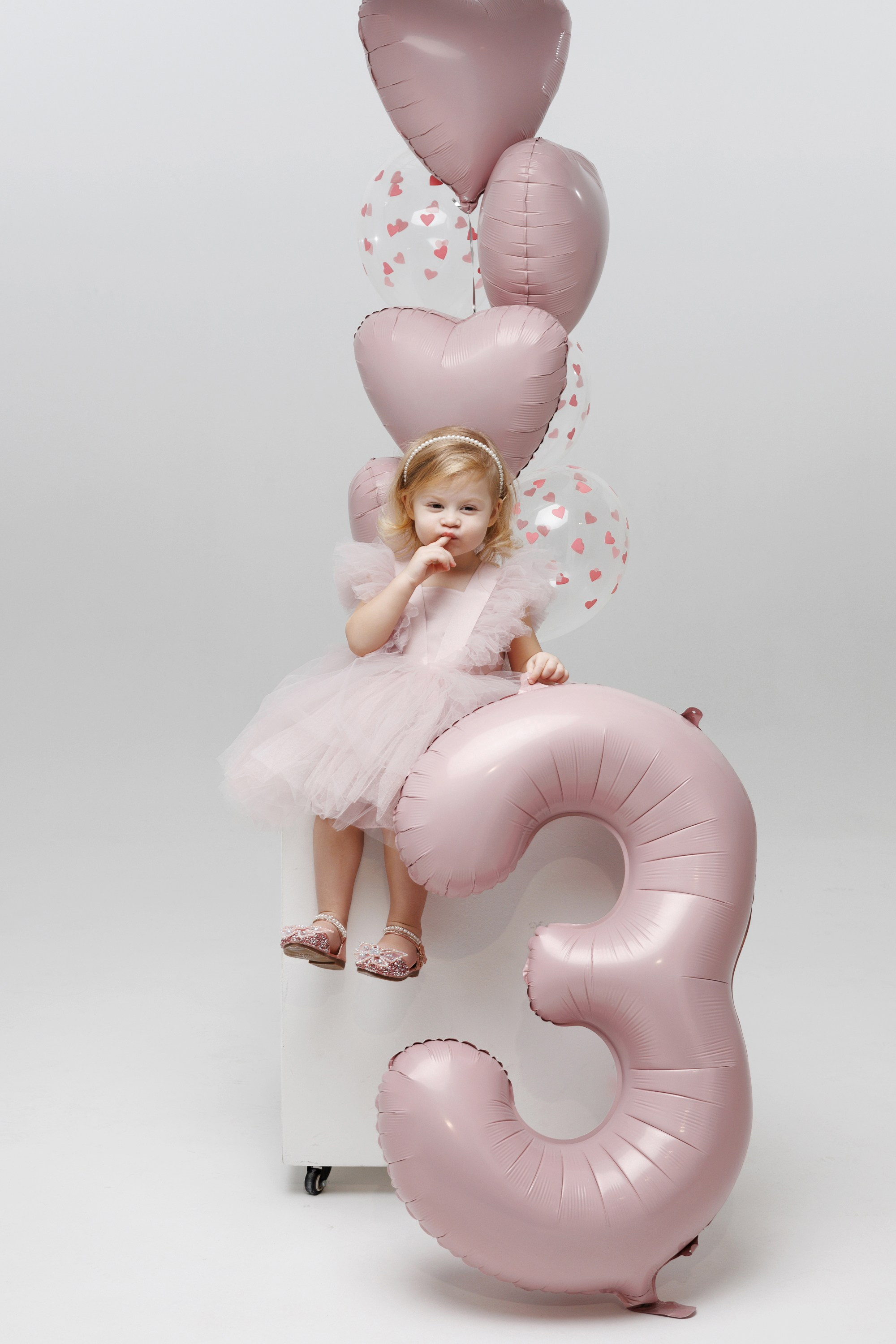 Съемка Дня Рождения Алисы в фотостудии CROSS-STUDIO зал IDEAL. Свадебный и семейный фотограф в Москве и МО Елена Агапова