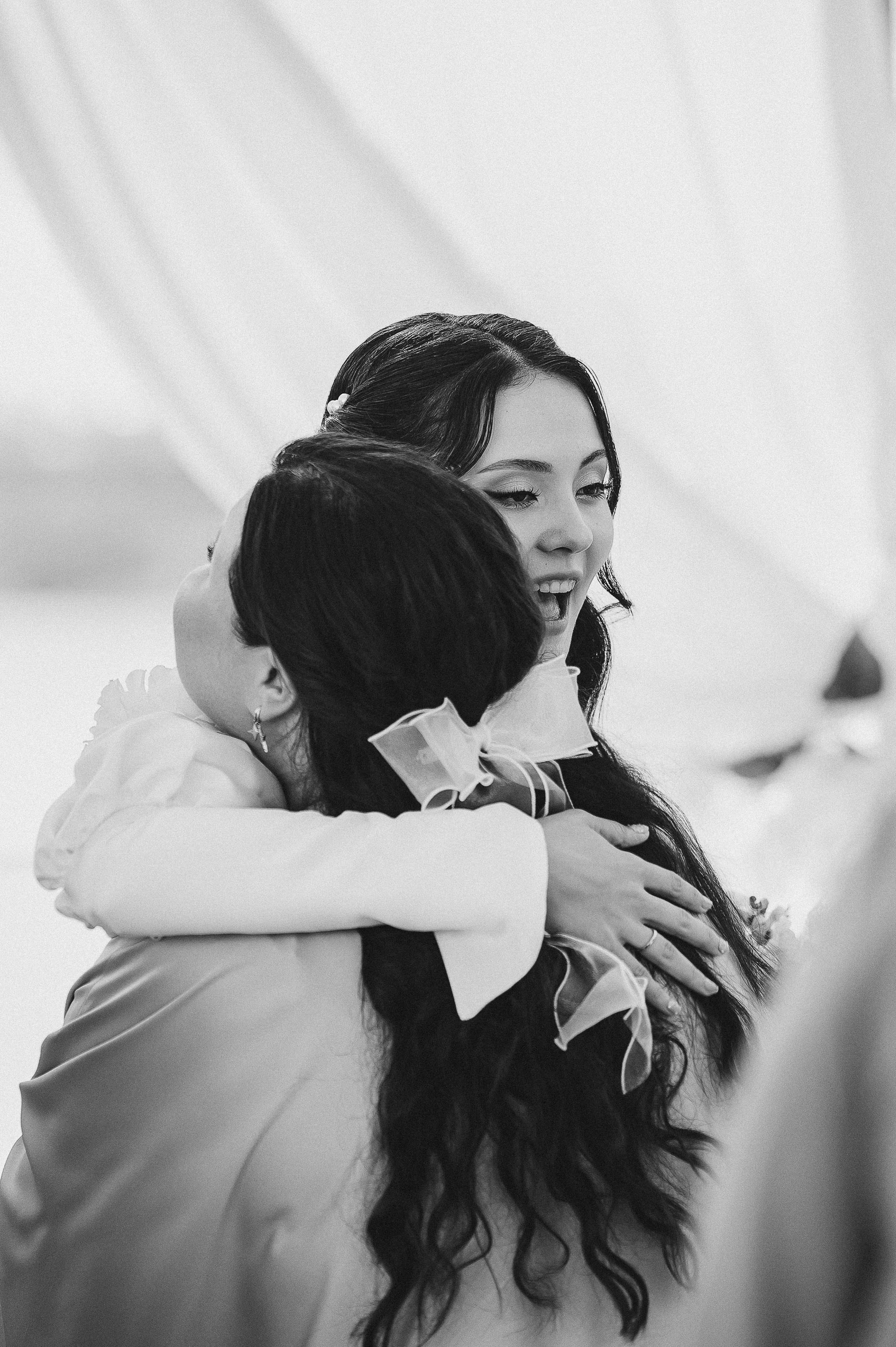 Одним солнечным днем на берегу реки. Евгений Нисковских — свадебный и репортажный фотограф в Тюмени