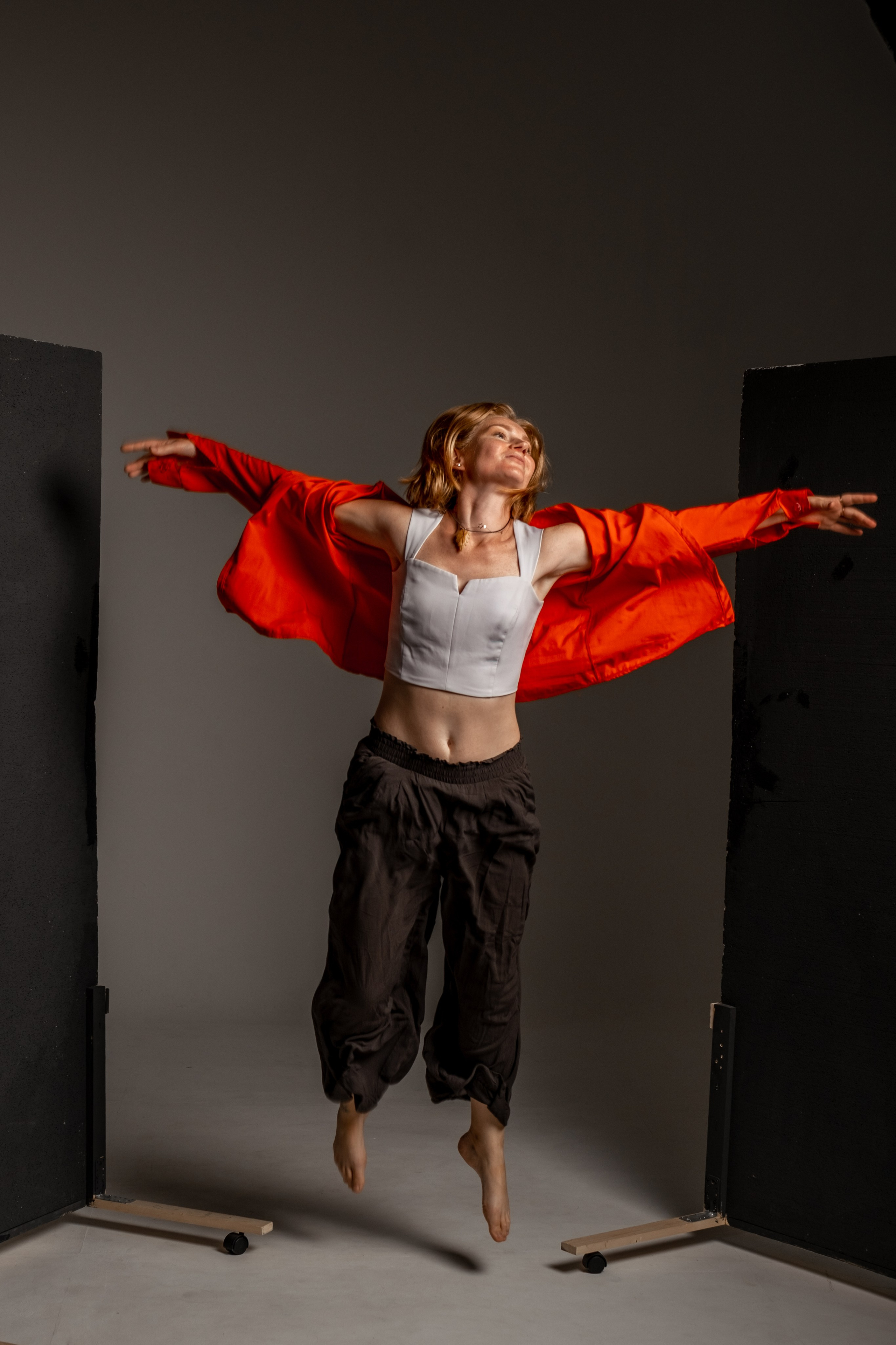 «Воздух» г. Калуга. Фотограф в Тарусе Серпухове Москве Рина Дукежанова