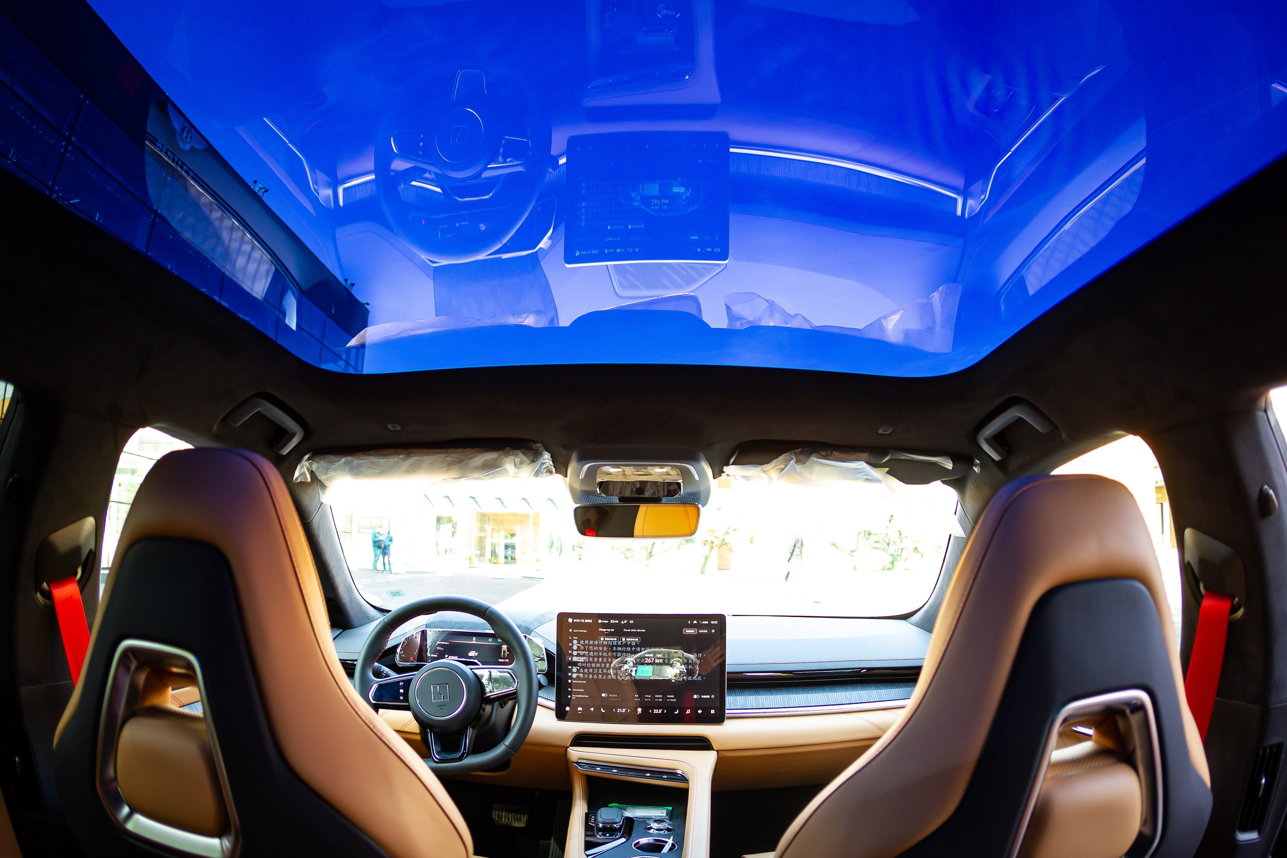 Профессиональная фотосъемка автомобилей в Москве и Московской области. Фотостудия в Москве LUXARTPHOTO