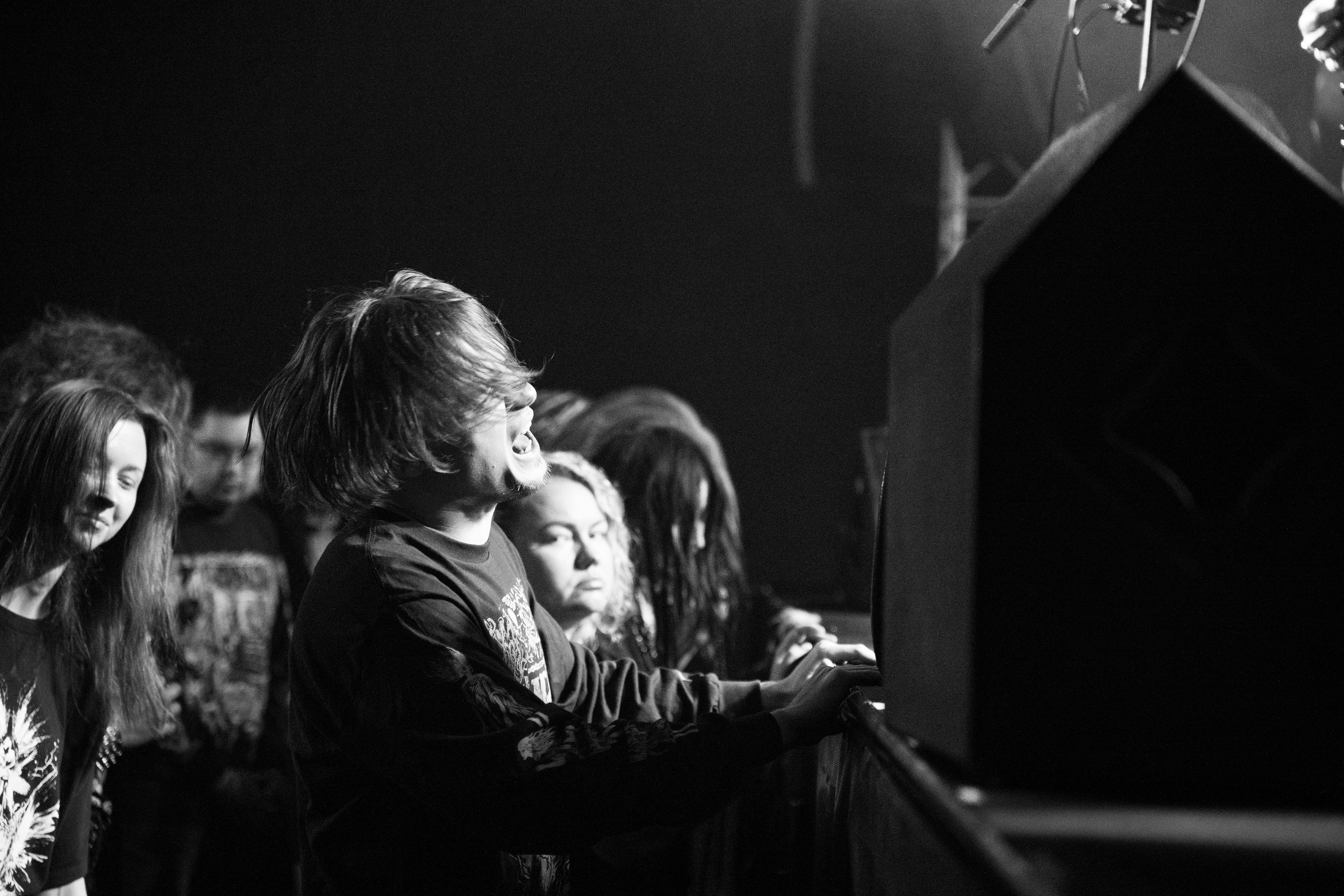 ИЛ • Minuala • Khlad|Glastonberry. Концертный и репортажный фотограф в Санкт-Петербурге Слава Пахомов