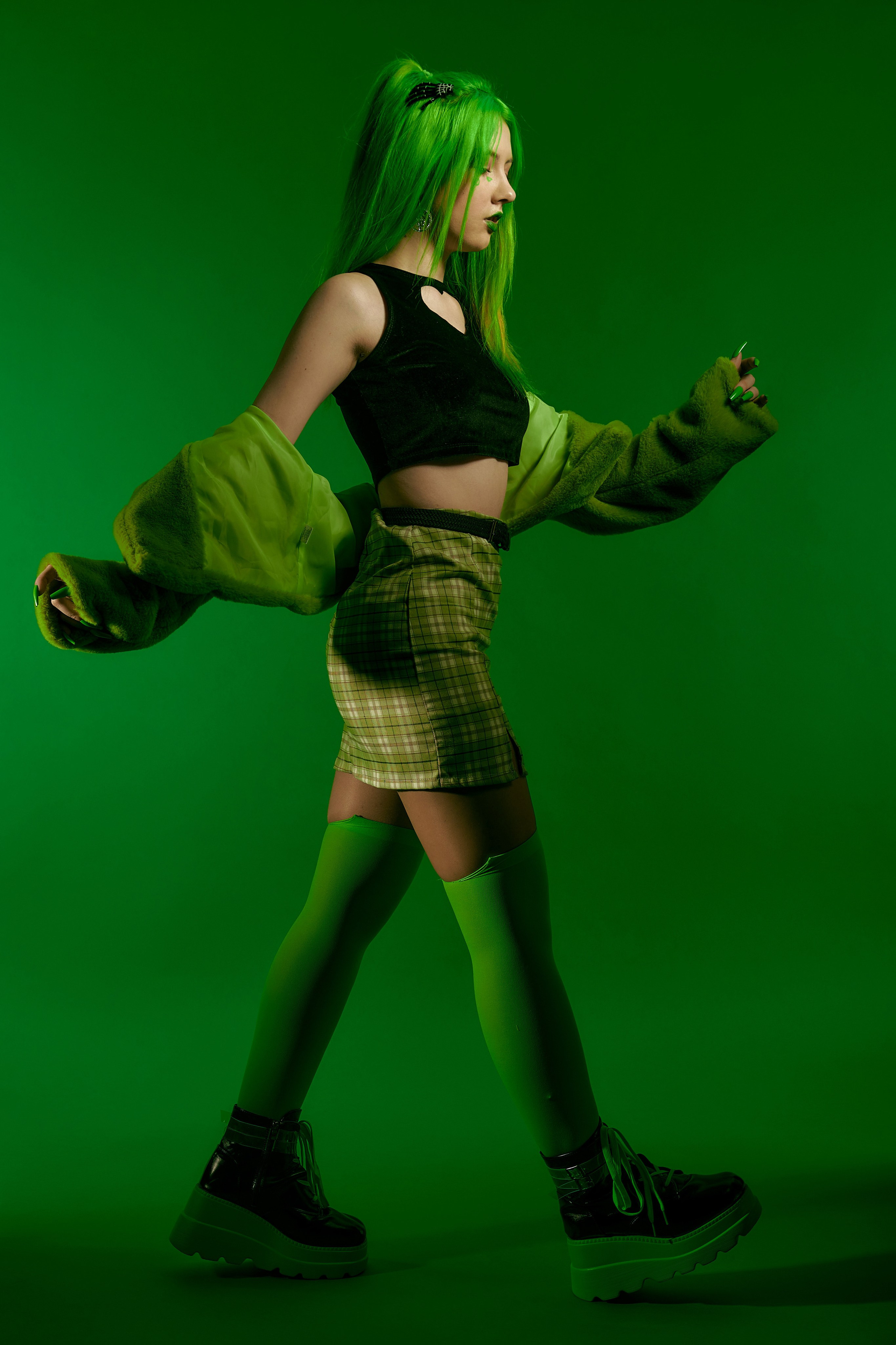 Оффлайн курс в студии RoRo по творческой съёмке. Фотограф Яковлев Роман — Красноярск