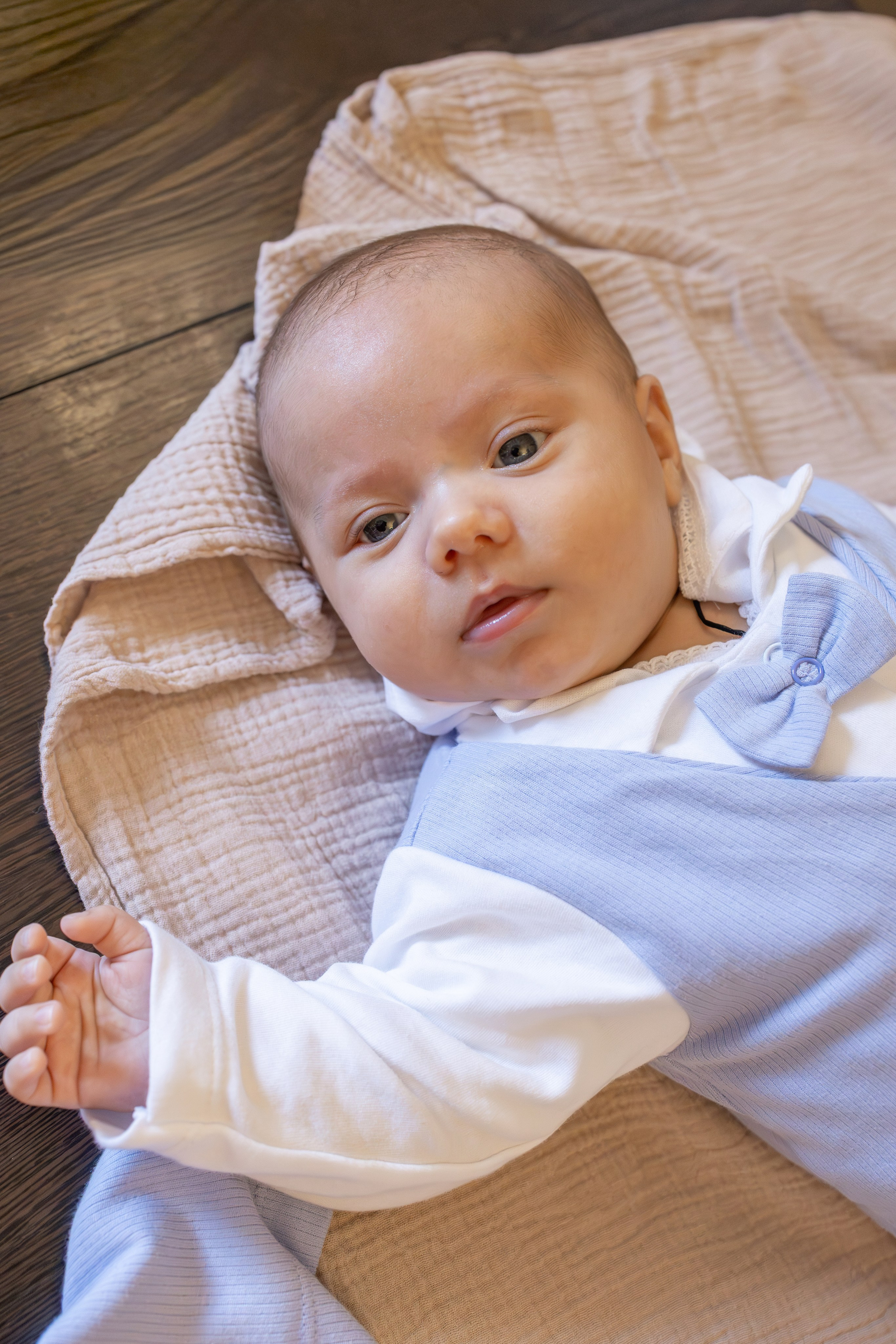 Таинство Крещения Степана в храме Воскресения Христова, с. Трубино (Калужская обл.). Надежда Стар семейный и церковный фотограф в Жукове и Калужской области