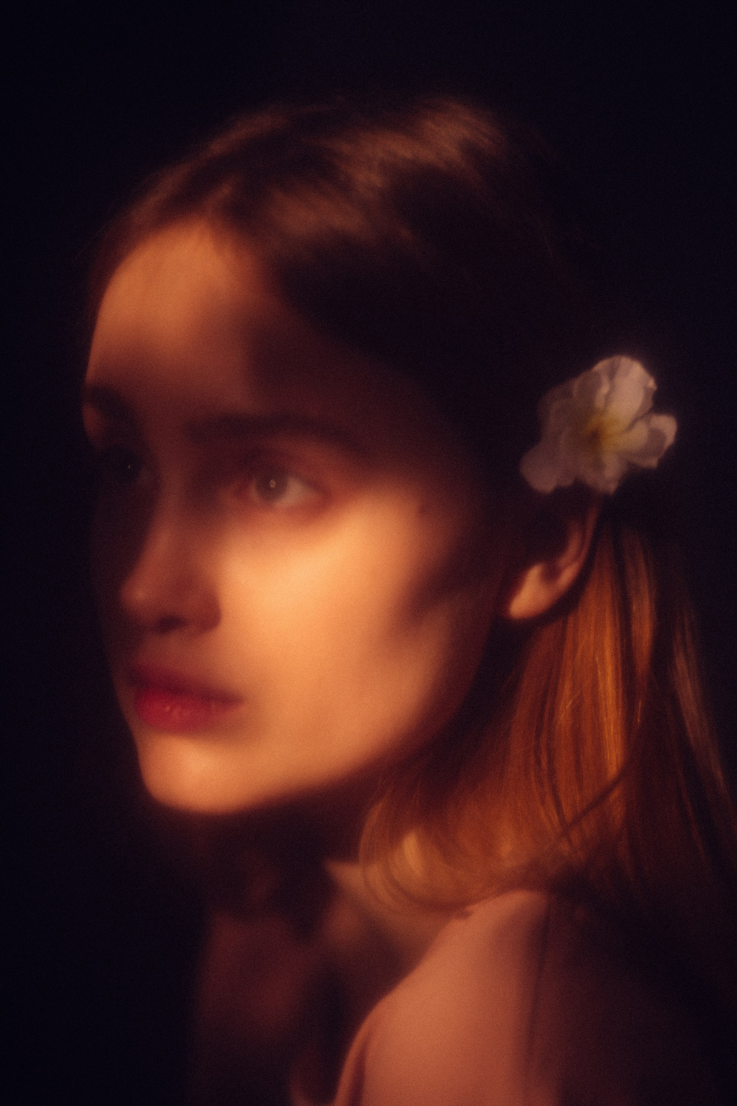 Ирина. VICTOR SAPOZHNIKOV