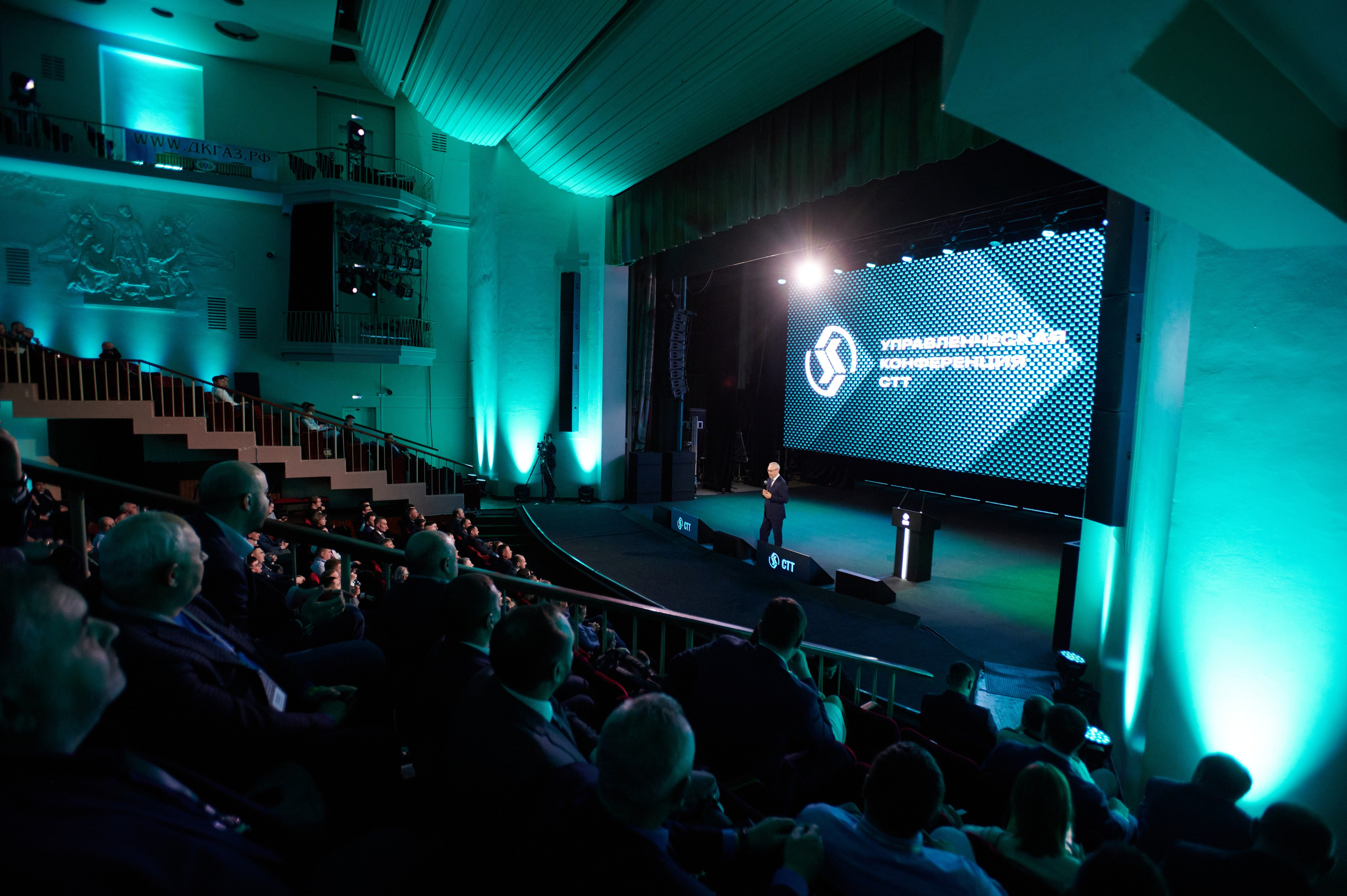Репортажная съемка Нижний Новгород, фотограф Дмитрий Гуричев. Бизнес-фотограф Дмитрий Гуричев. Корпоративная фотосъемка в Нижнем Новгороде для предпринимателей и организаций