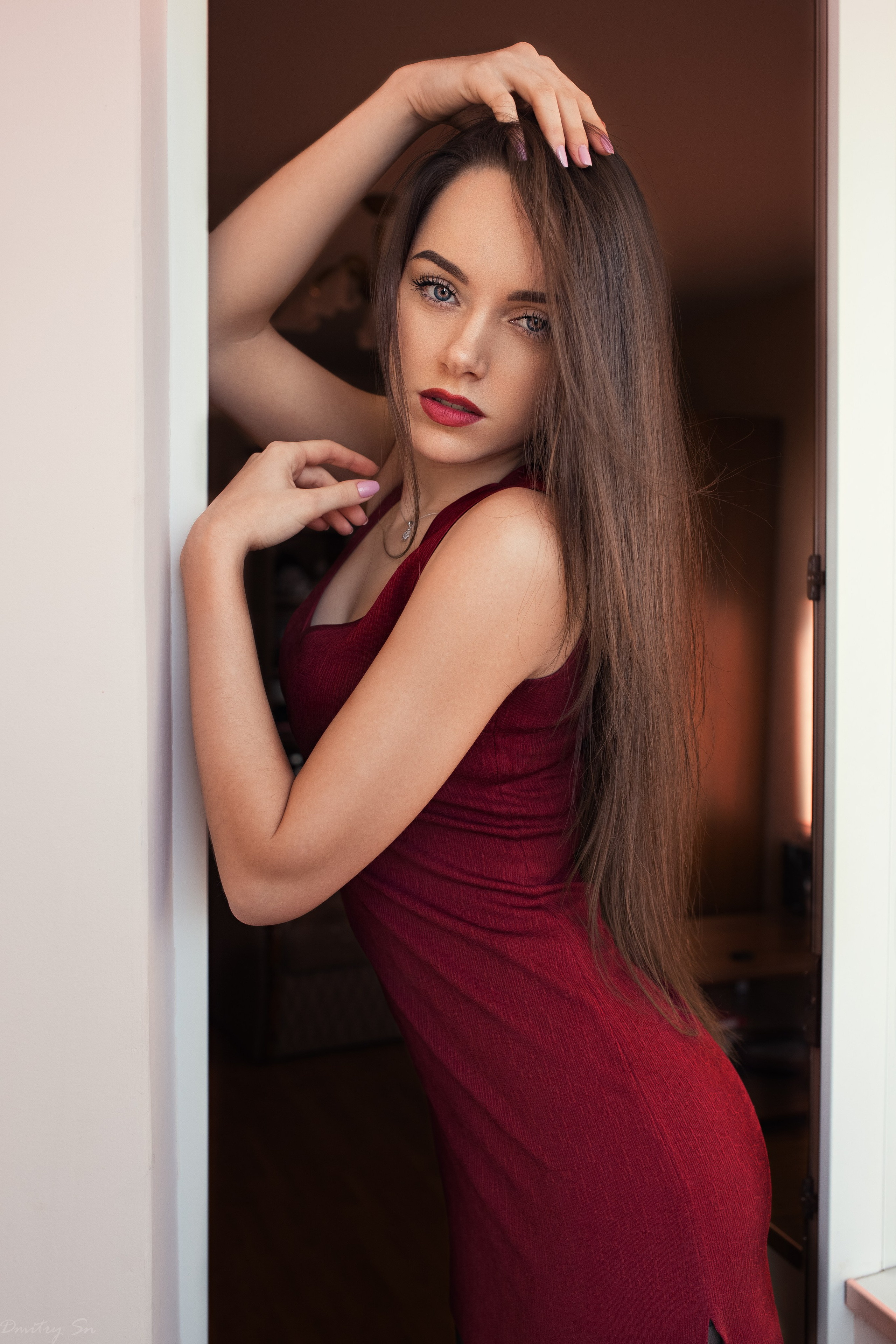 Минимализм у окна с Екатериной для «себя»