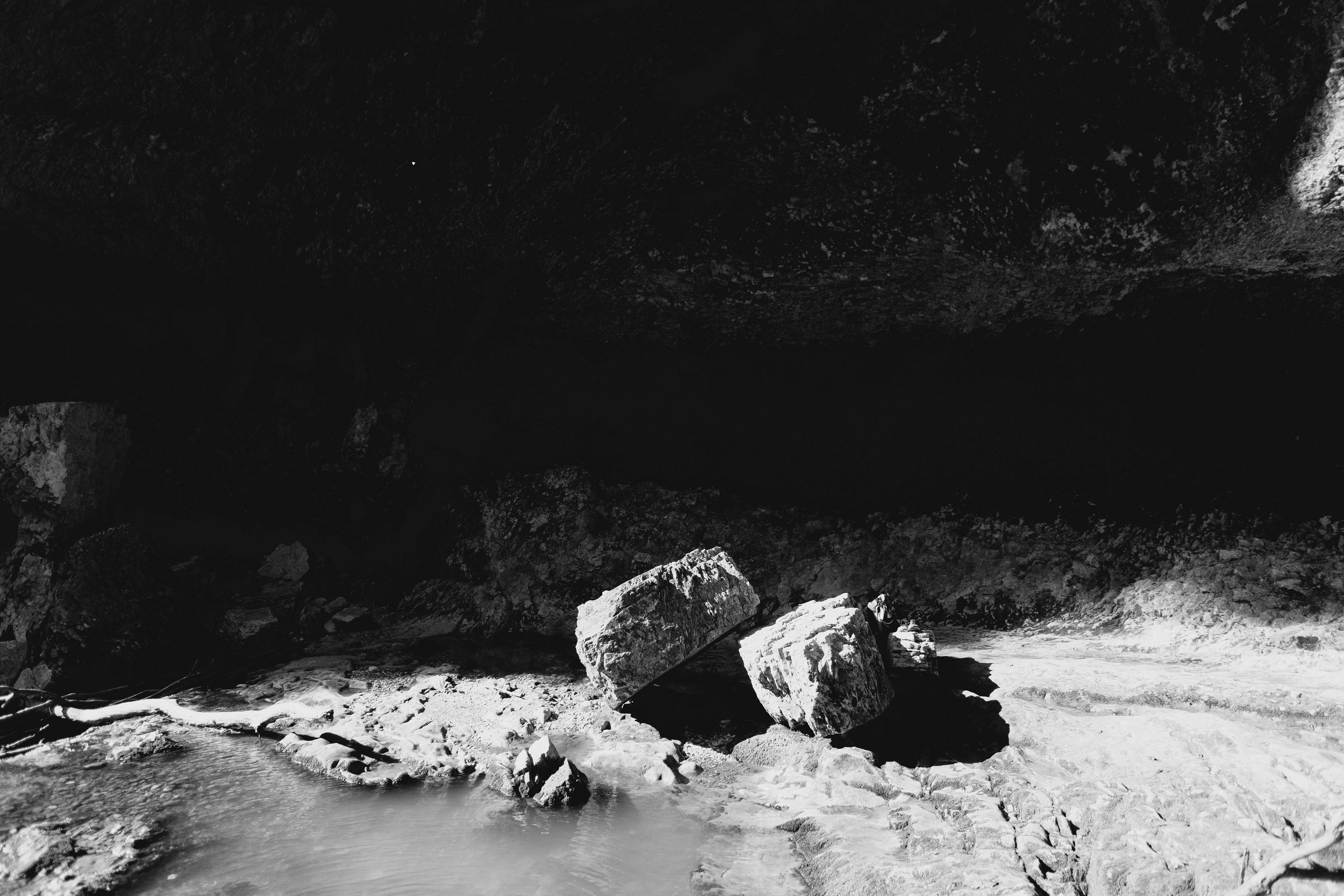 Водопад Пасть дракона 8т. RetroChic Фото